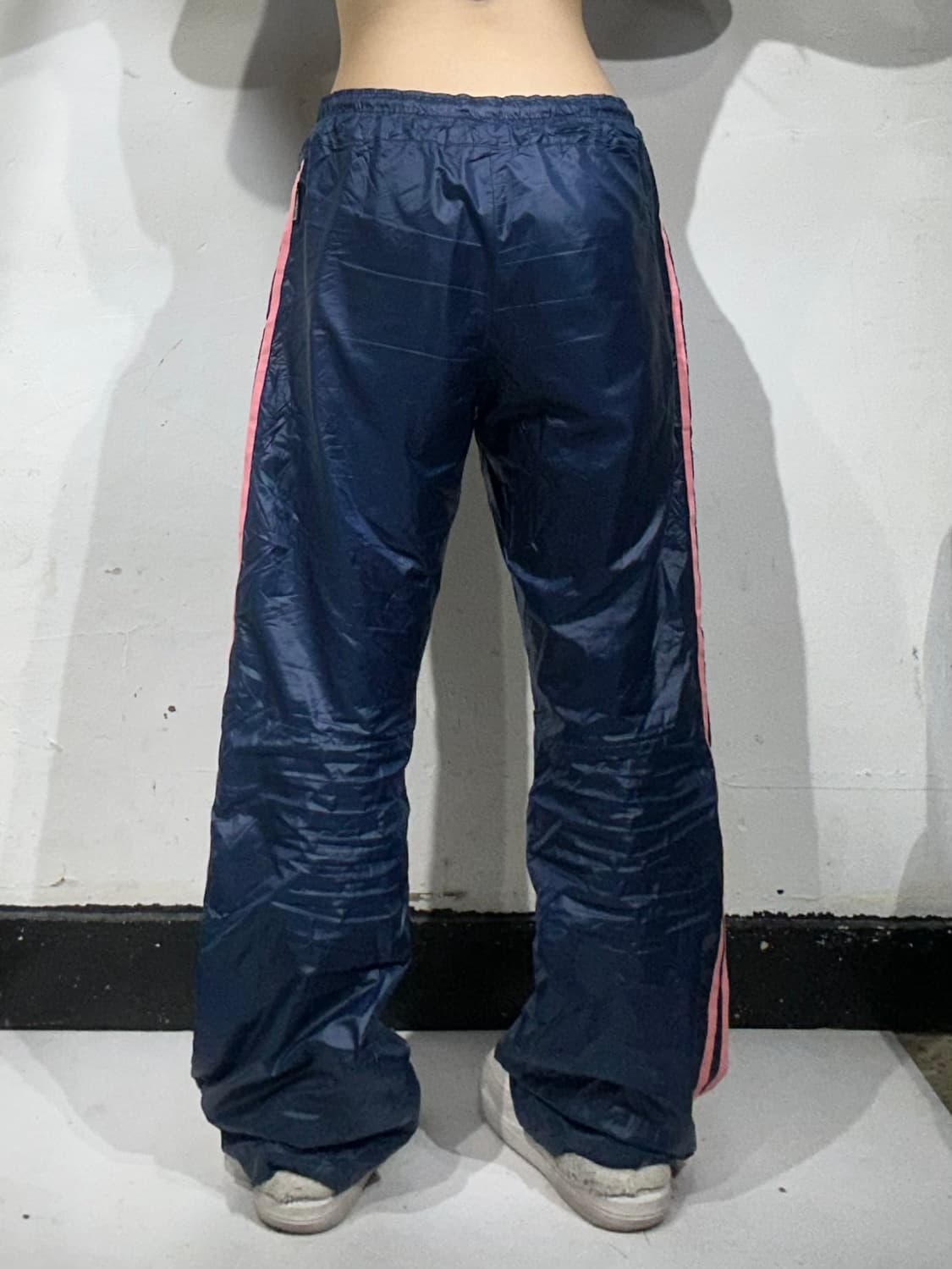 아디다스 네이비 핑크 삼선 스몰 로고 와이드 트랙 팬츠 L 상품이미지3