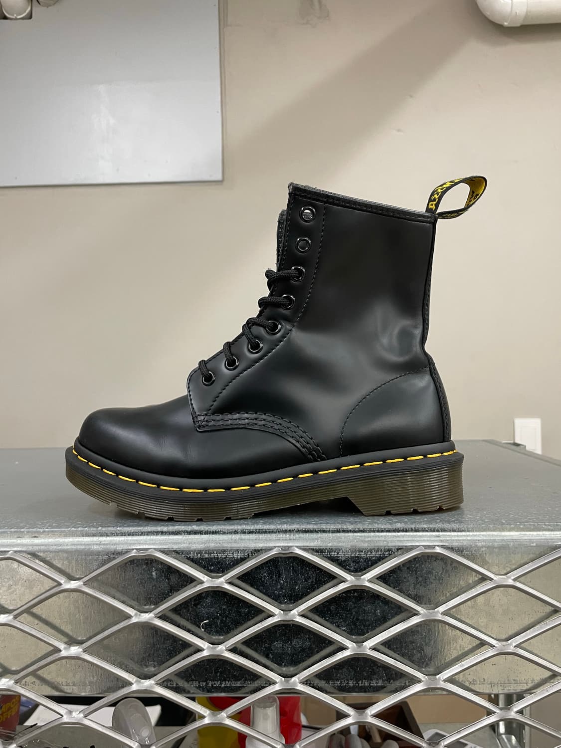 닥터마틴 1460 8홀 부츠 블랙 uk4 상품이미지1