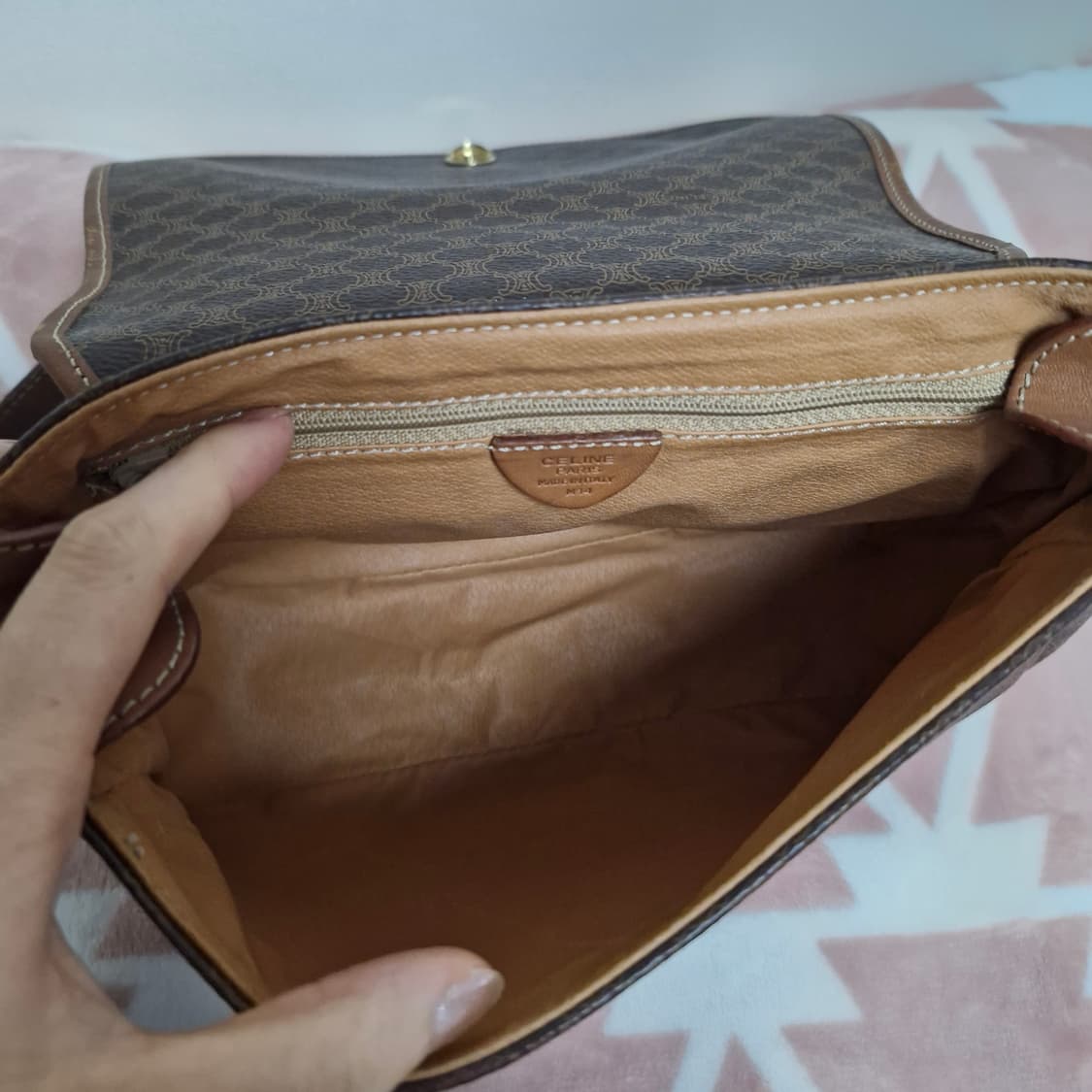 Celine 올드 셀린느 마카담 숄더백 정품 트리옹프 상품이미지4
