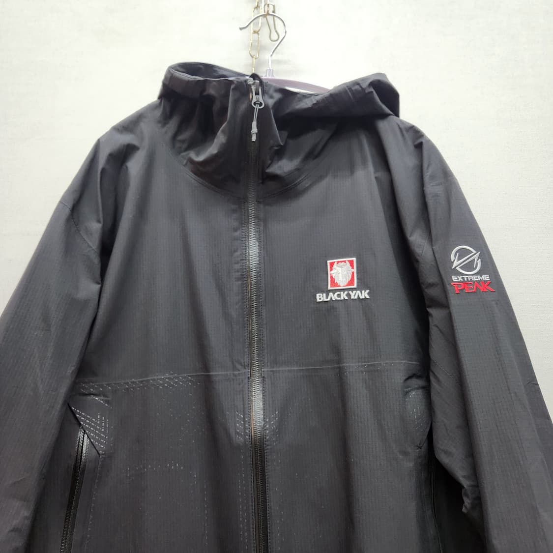 블랙야크 익스트림피크 로고 스트링 바람막이 105(XL) 상품이미지2