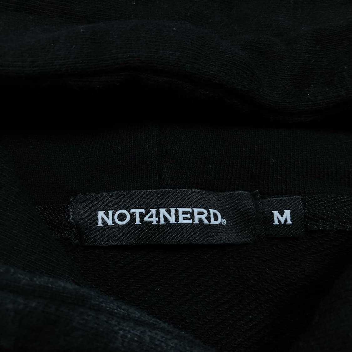 낫포너드 피플 빅로고 블랙 풀오버 후드티 상품이미지3