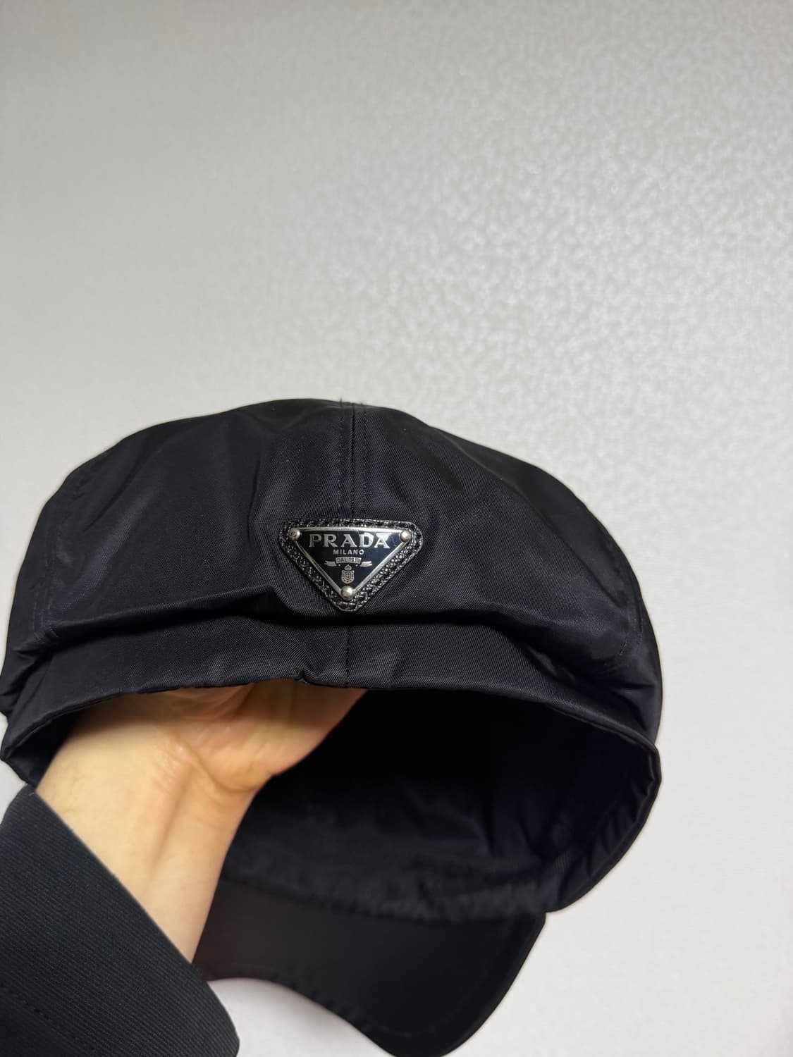 [L] 프라다 뉴스보이캡 상품이미지2