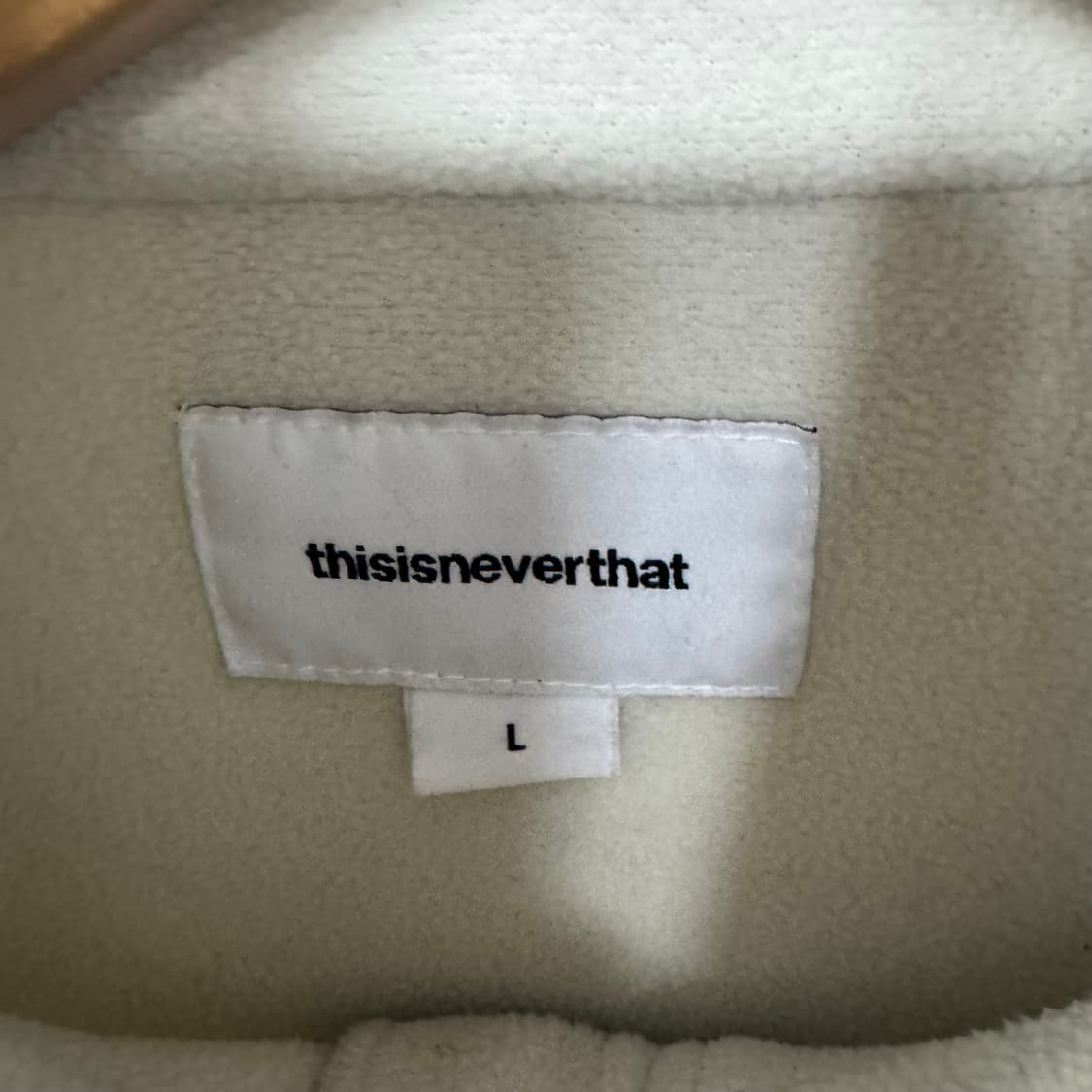 디스이즈네버댓 백로고 후리스 집업 상품이미지5