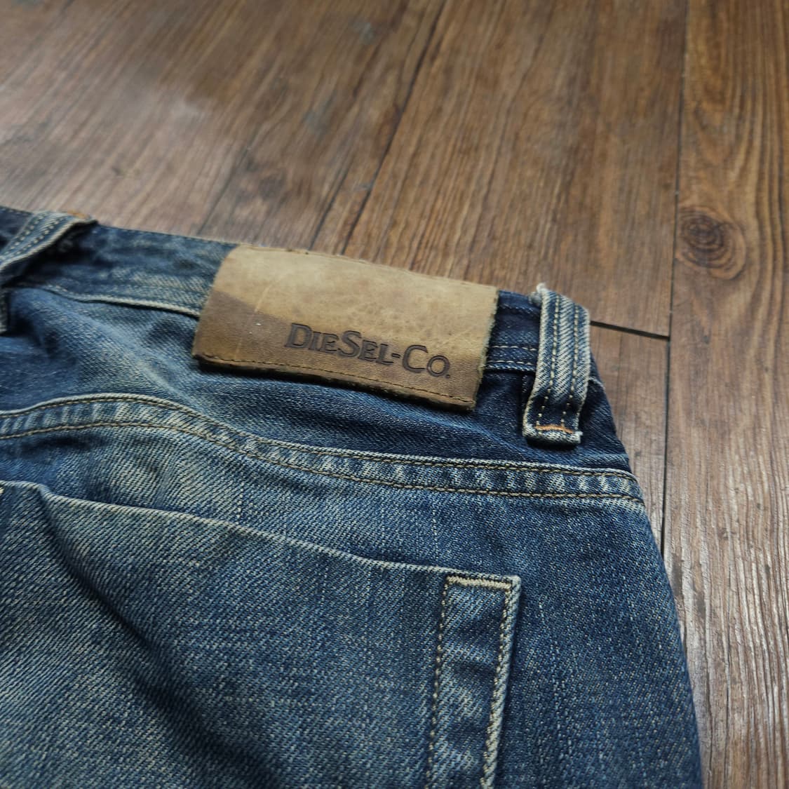 디젤 아카이브 0882T 워싱 바이커 데님 팬츠 상품이미지3