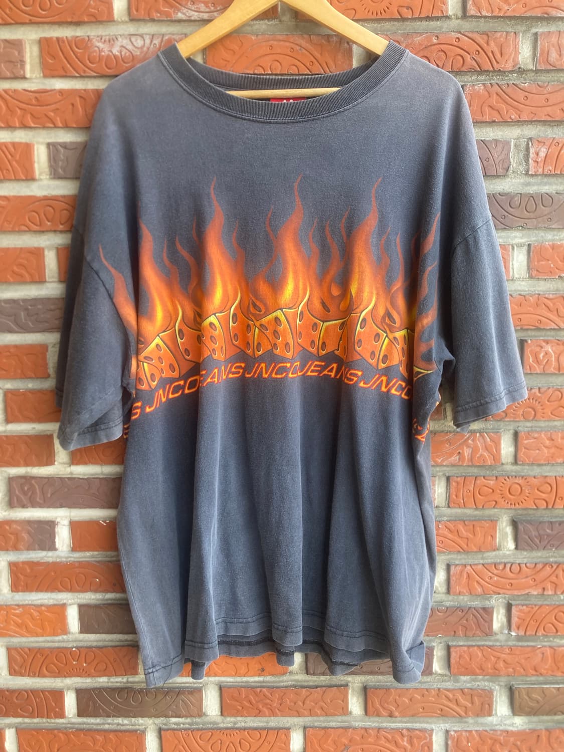 90s jnco flare dice tshirt 상품이미지1