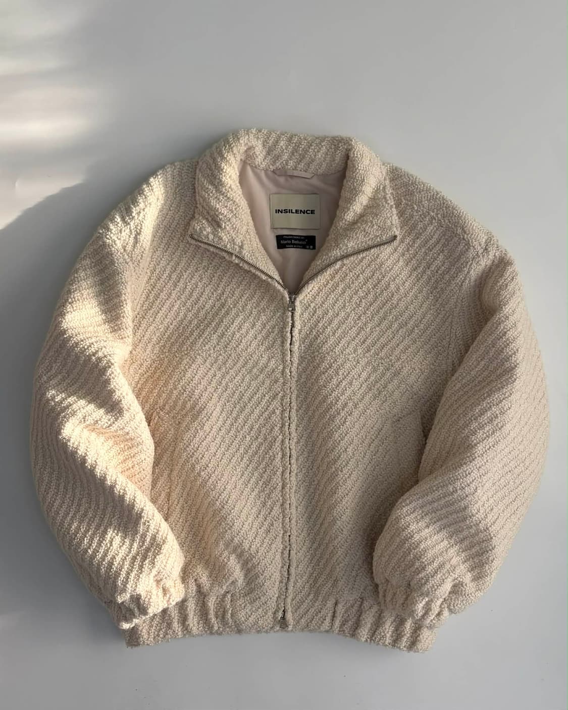 [OS] 인사일런스 울 트위스트 자카드 하이넥 점퍼 상품이미지1