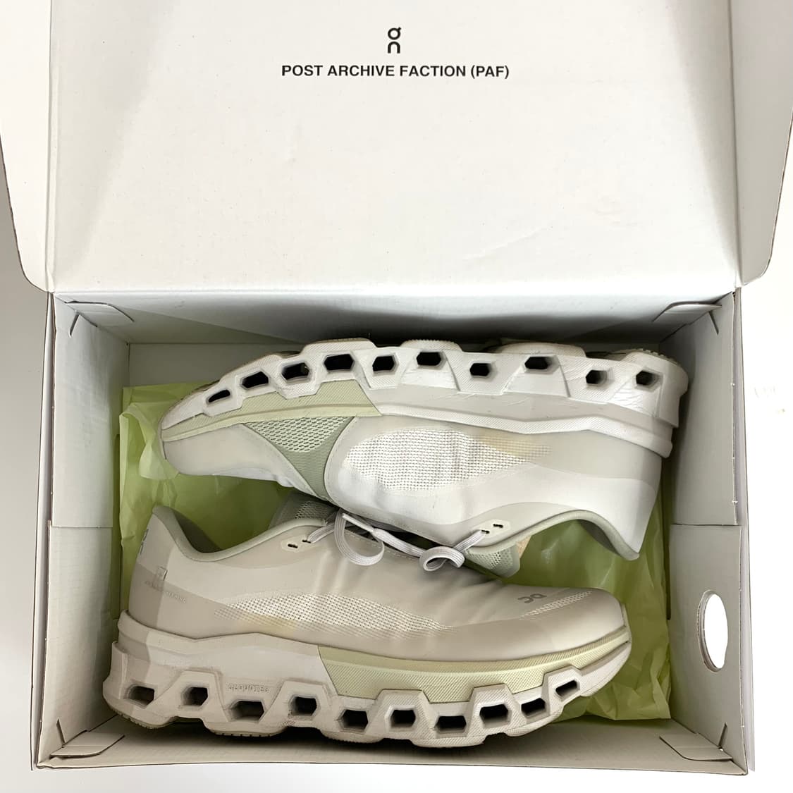 온 러닝 x 포스트 아카이브 팩션 클라우드몬스터 2 문더스트 초크 상품이미지8