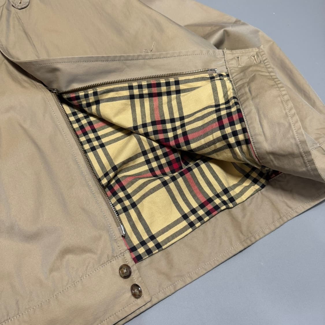 빔즈(BEAMS) 베이지컬러 코튼 혼방 히든 더블 집업 블루종 자켓 상품이미지6