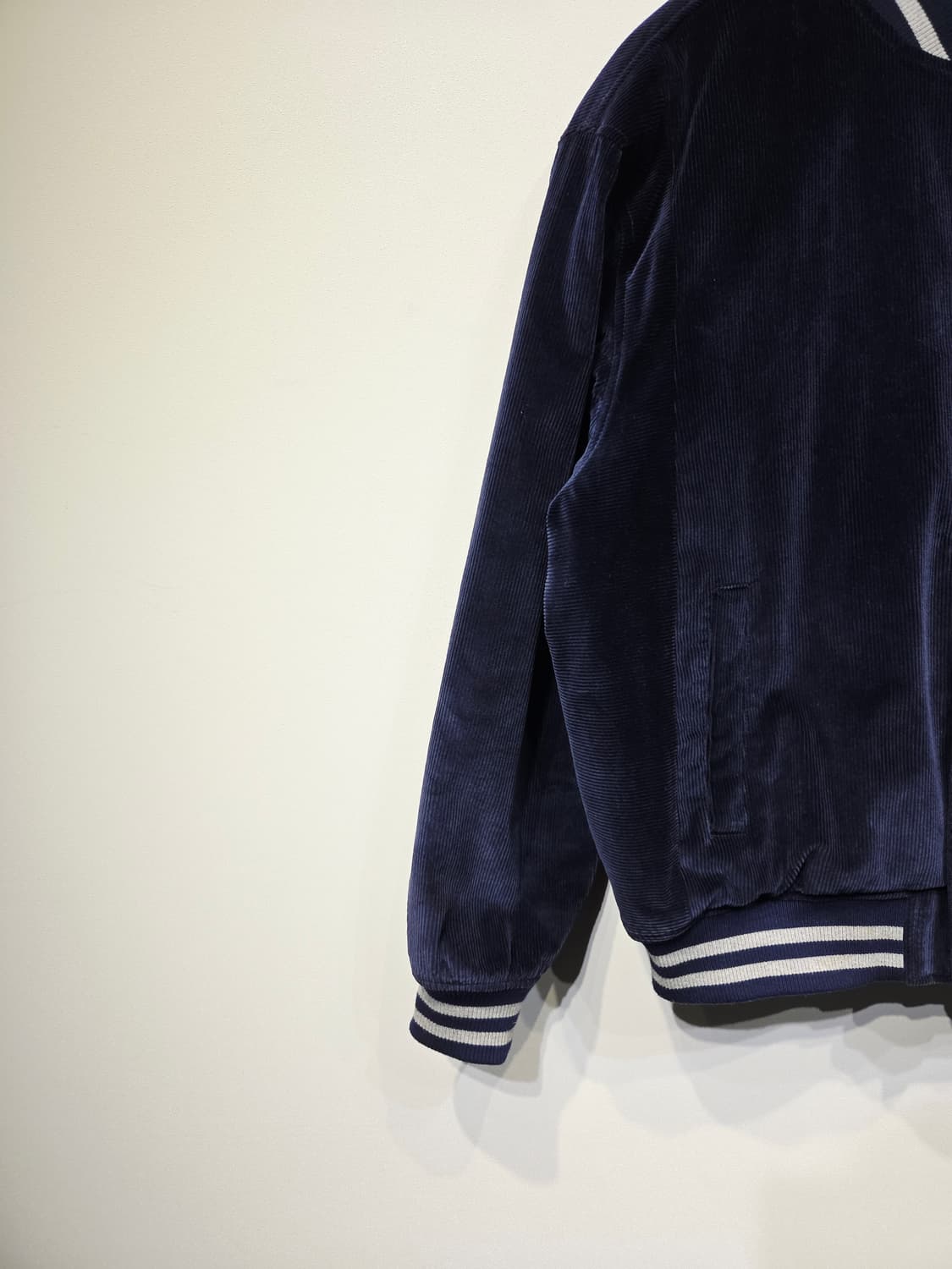 캉골 네이비 코듀로이 퀼팅 바시티 자켓 상품이미지4