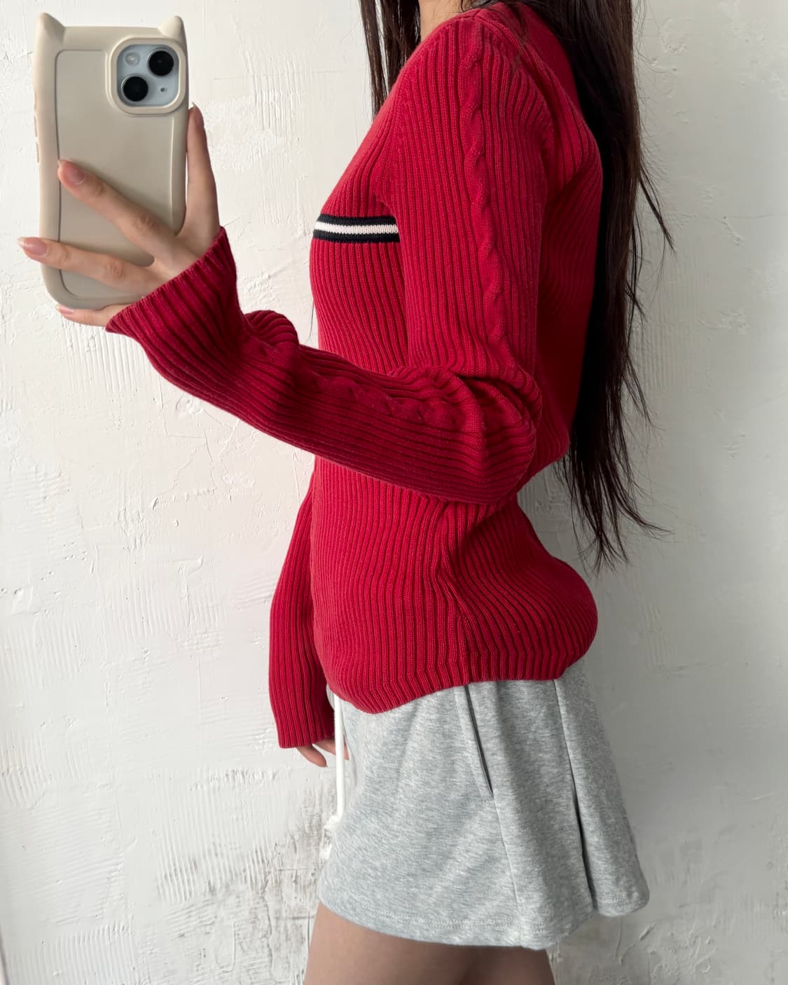 타미힐피거 플래그로고 레드컬러 골지 브이넥 니트 상품이미지3