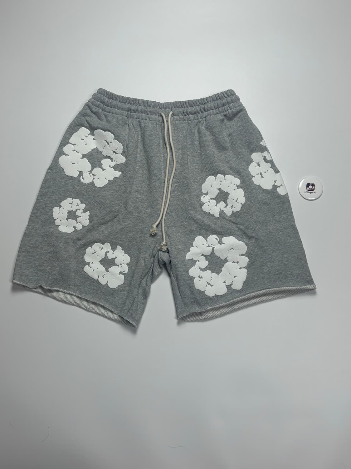 Denim tears shorts grey 데님티어스 쇼츠 그레이 새상품 상품이미지2