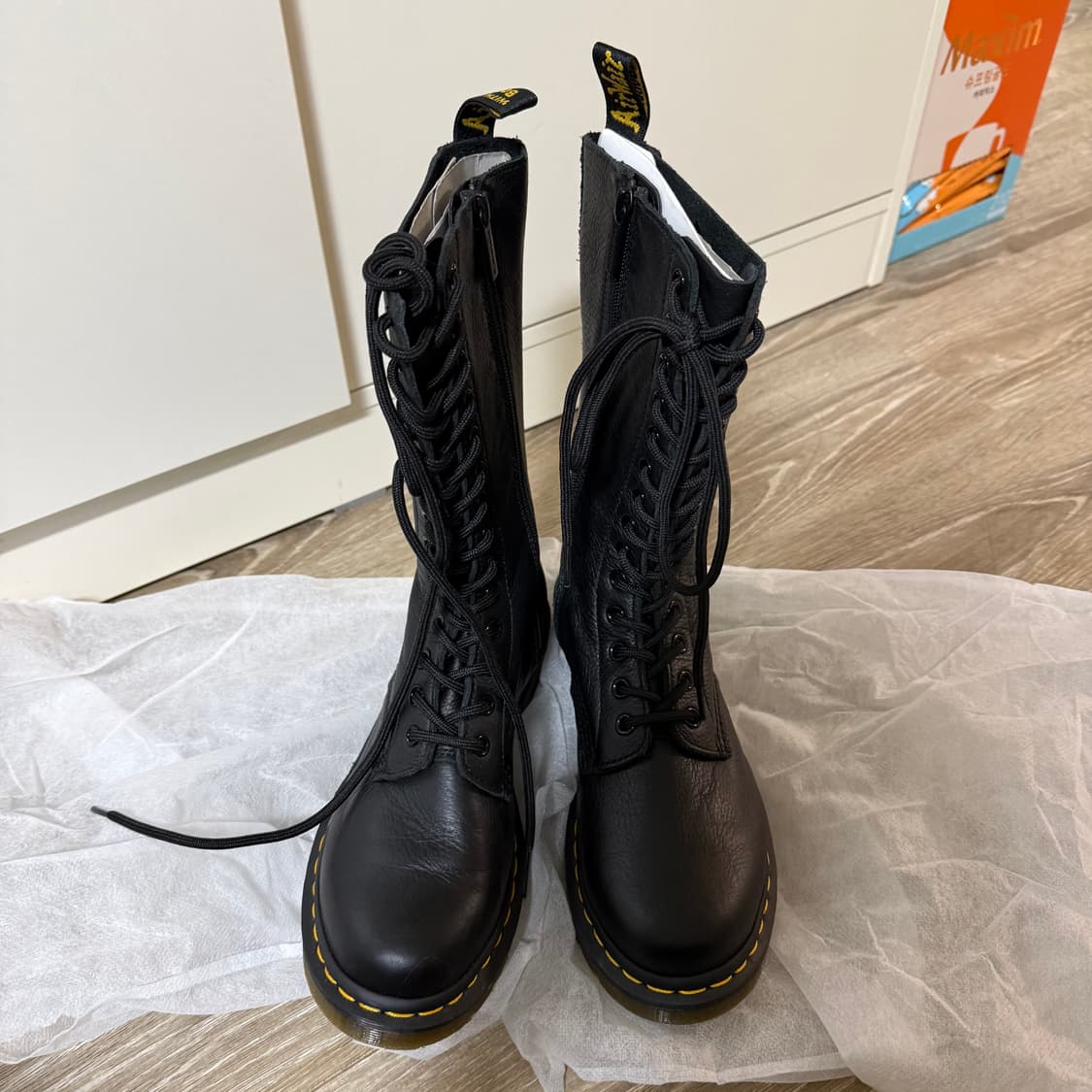 닥터마틴 1B99 240  상품이미지1