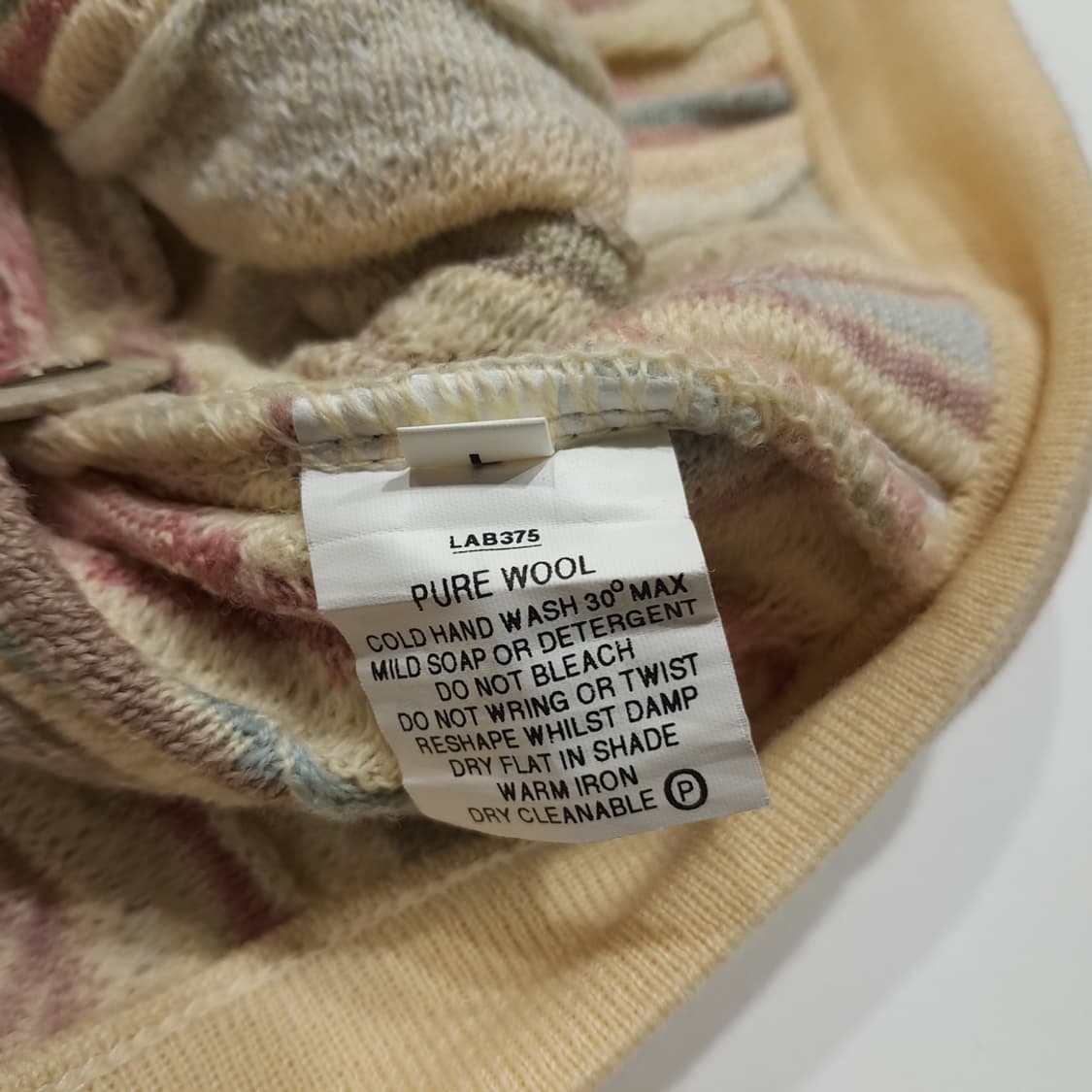 CL114 L COOGI 멀티 컬러 퓨어 울 버튼 카디건 상품이미지6