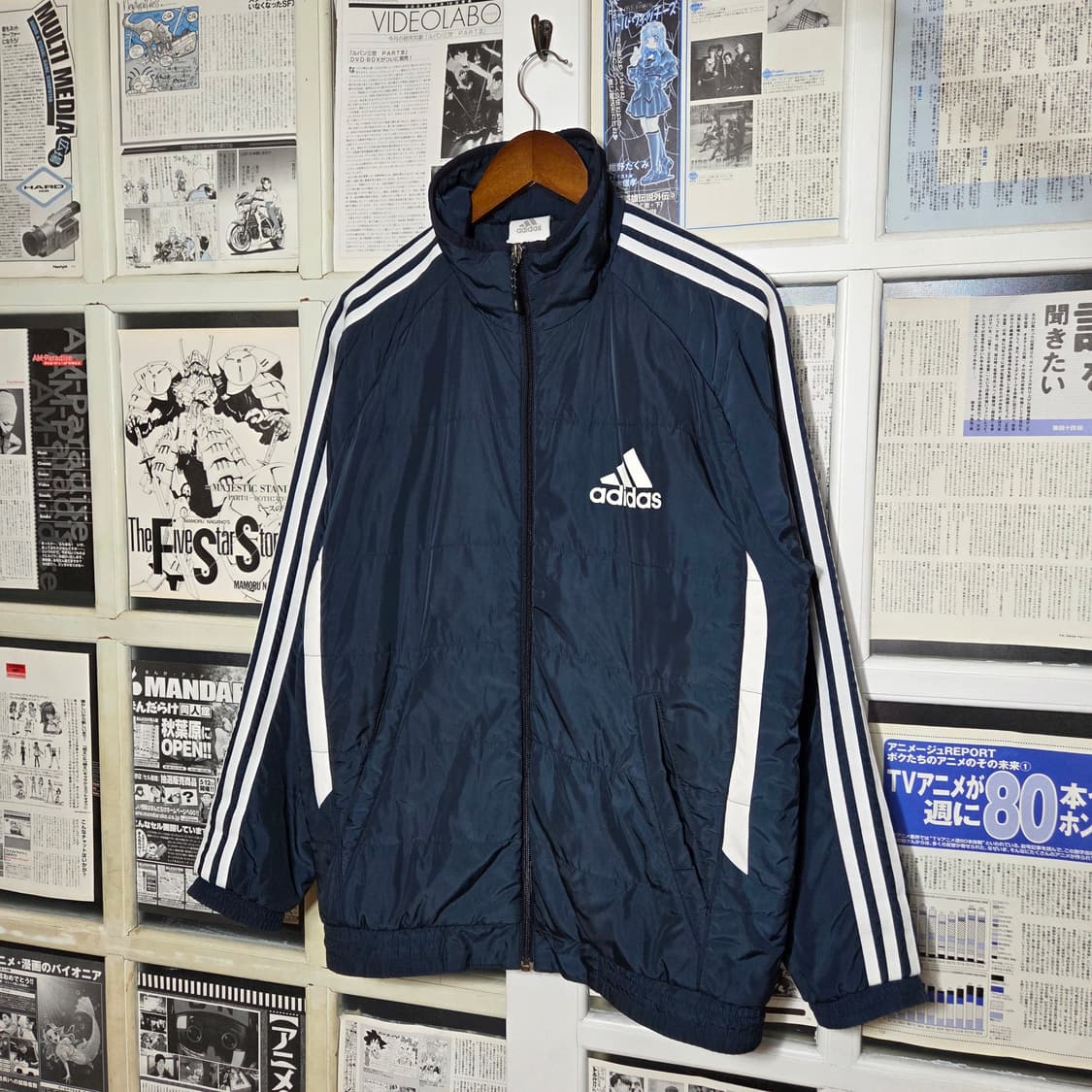 아디다스 삼선 라인 네이비 누빔 점퍼 상품이미지2