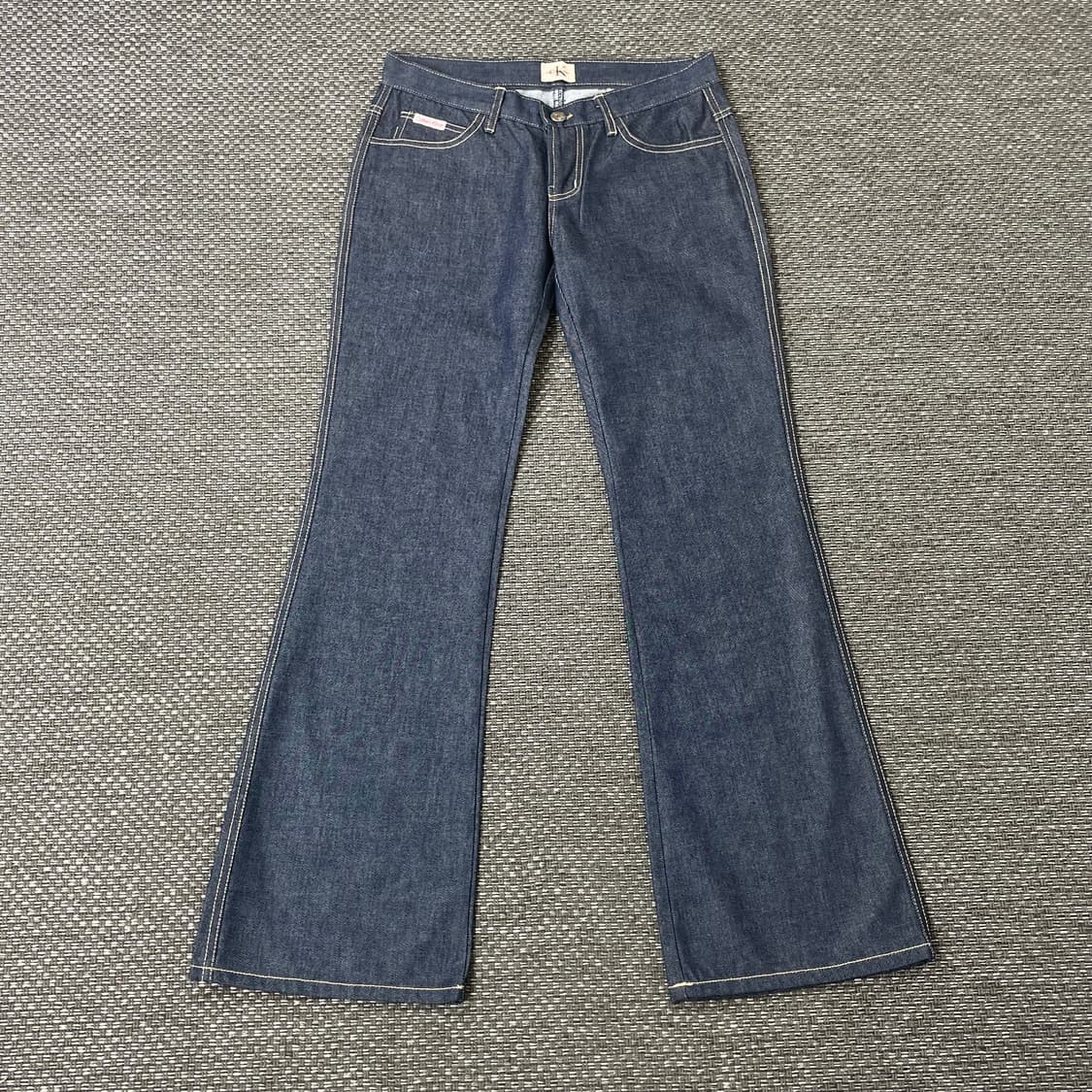 (28) 캘빈클라인 포켓 큐빅디테일 세미부츠컷 생지팬츠 상품이미지2