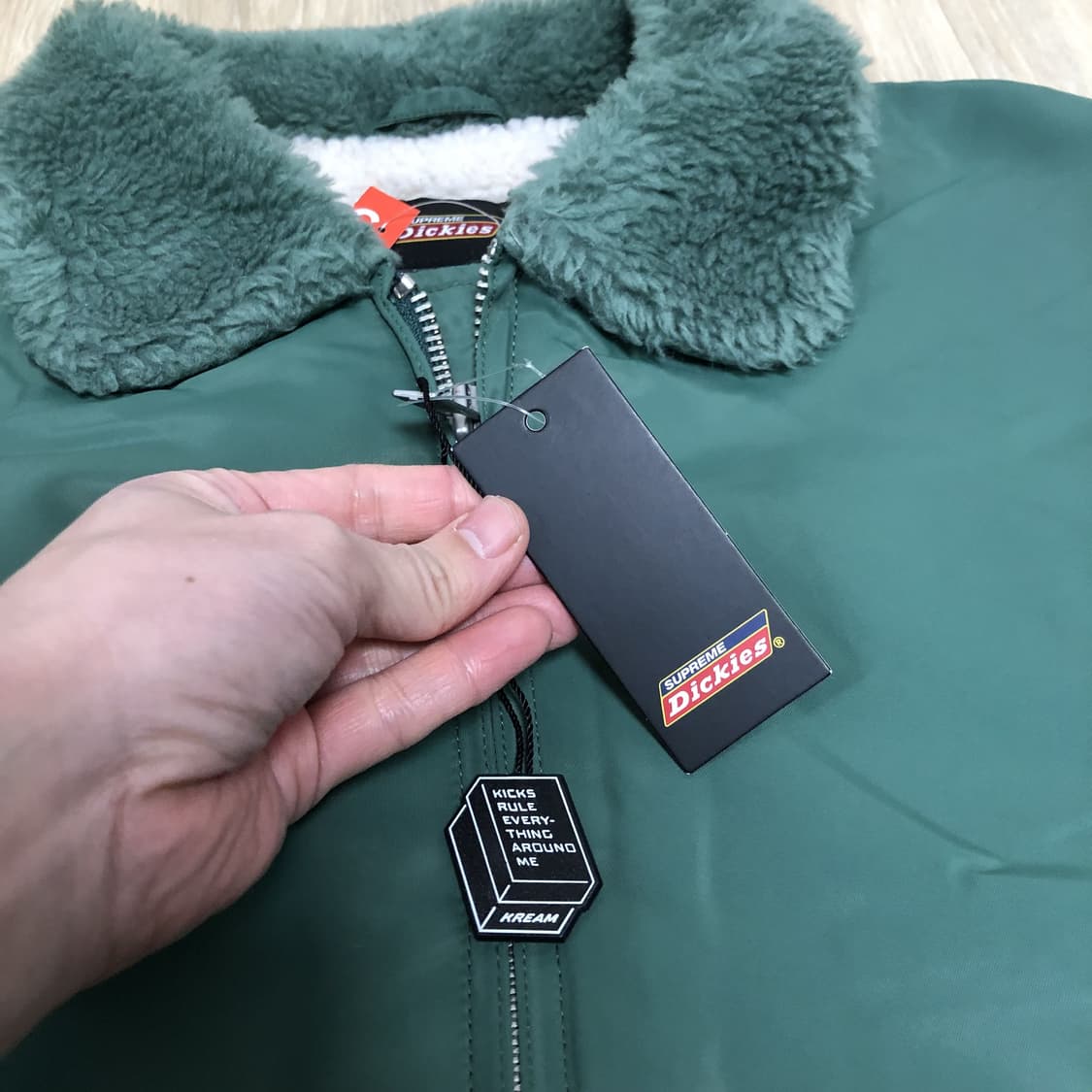 (L) 새상품 슈프림 SUPREME X 디키즈 23 FW 퍼 봄버 자켓 상품이미지9