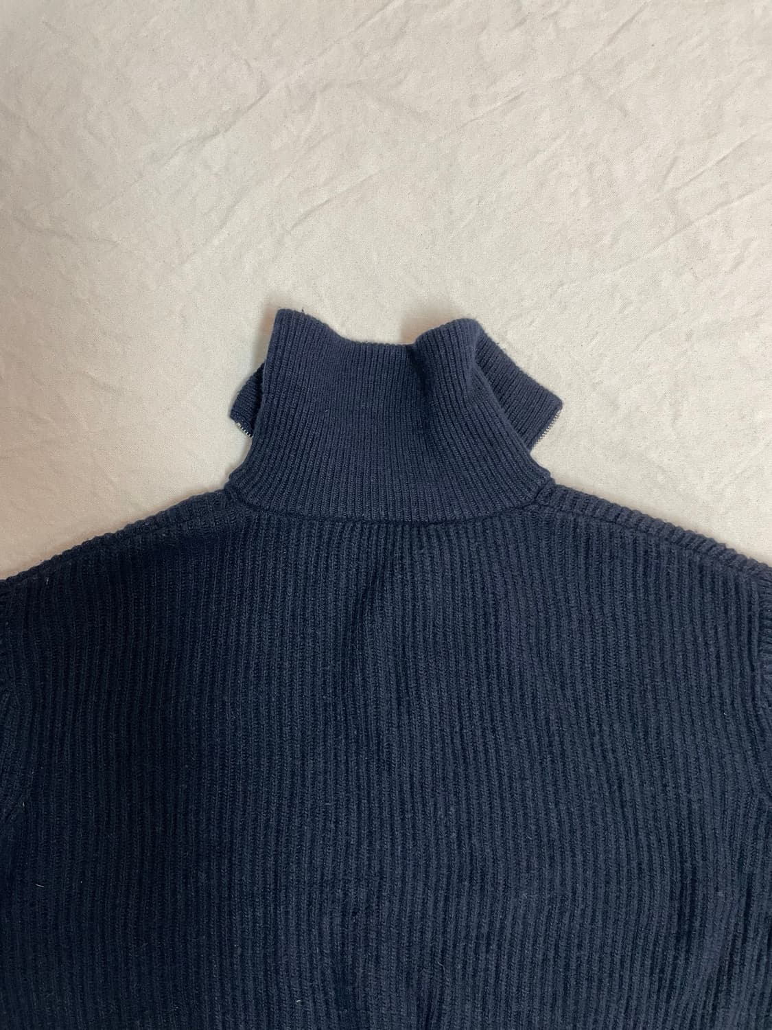 던스트 반집업 니트  상품이미지9