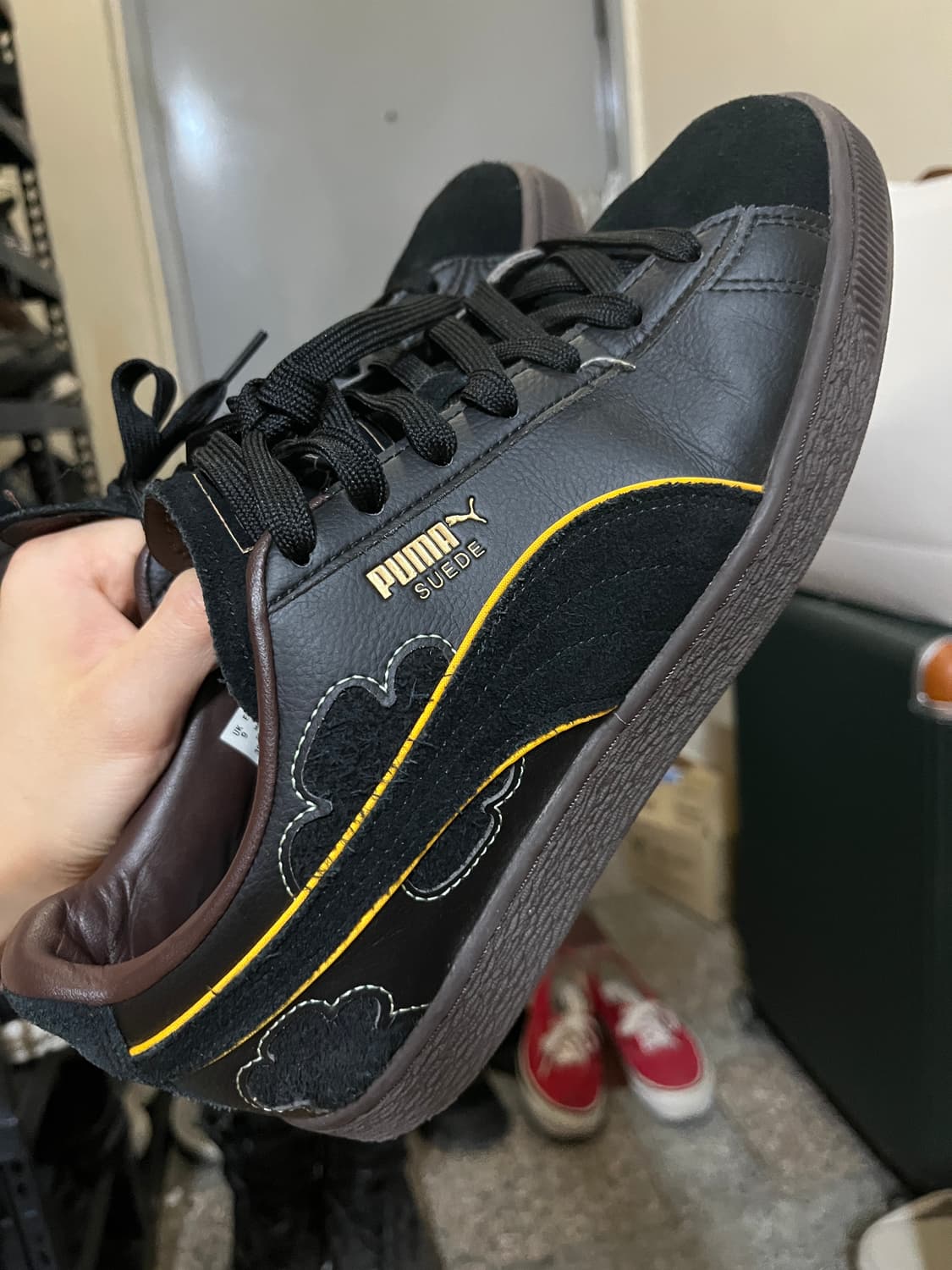 푸마 x 원피스 스웨이드 검은 수염 티치 스니커즈 블랙 다크 초콜릿 상품이미지2