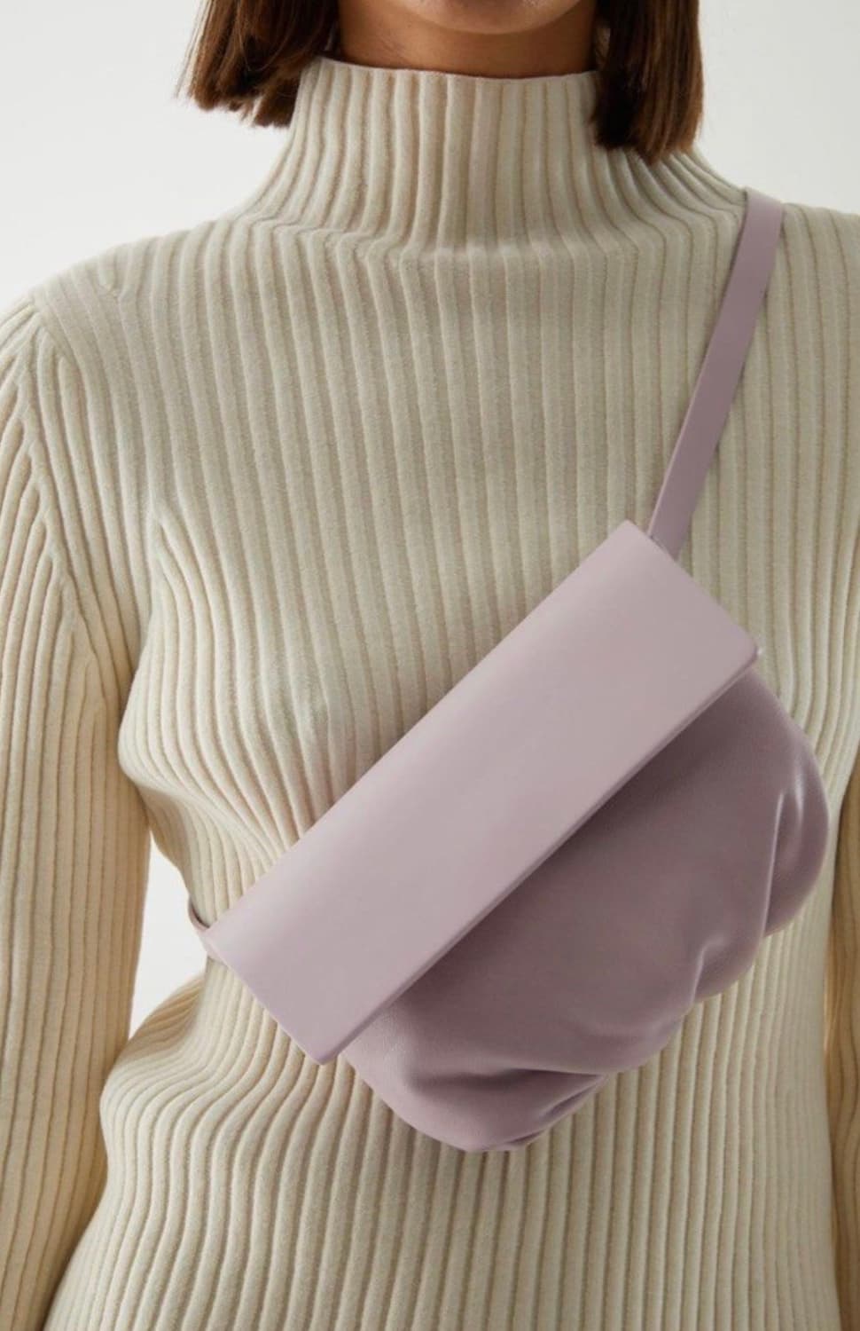 코스 레더 벨트백 상품이미지10