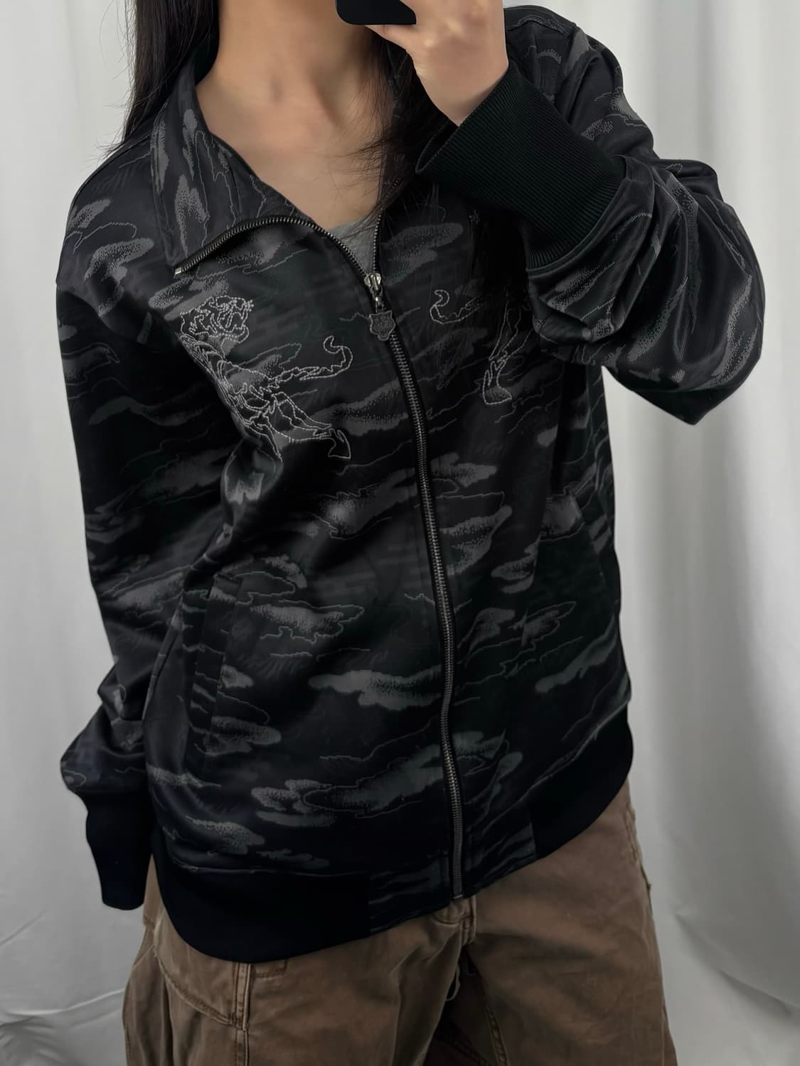 오니츠카 타이거 블랙 트랙탑 상품이미지1