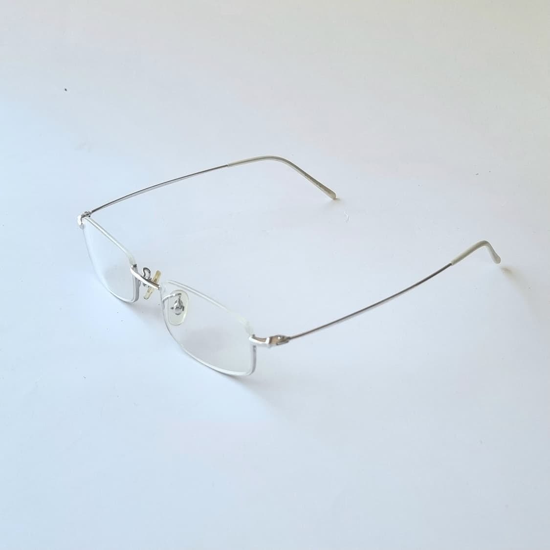 데드스탁 실버 메탈 하프 림리스(언더림) 안경테 744 상품이미지3