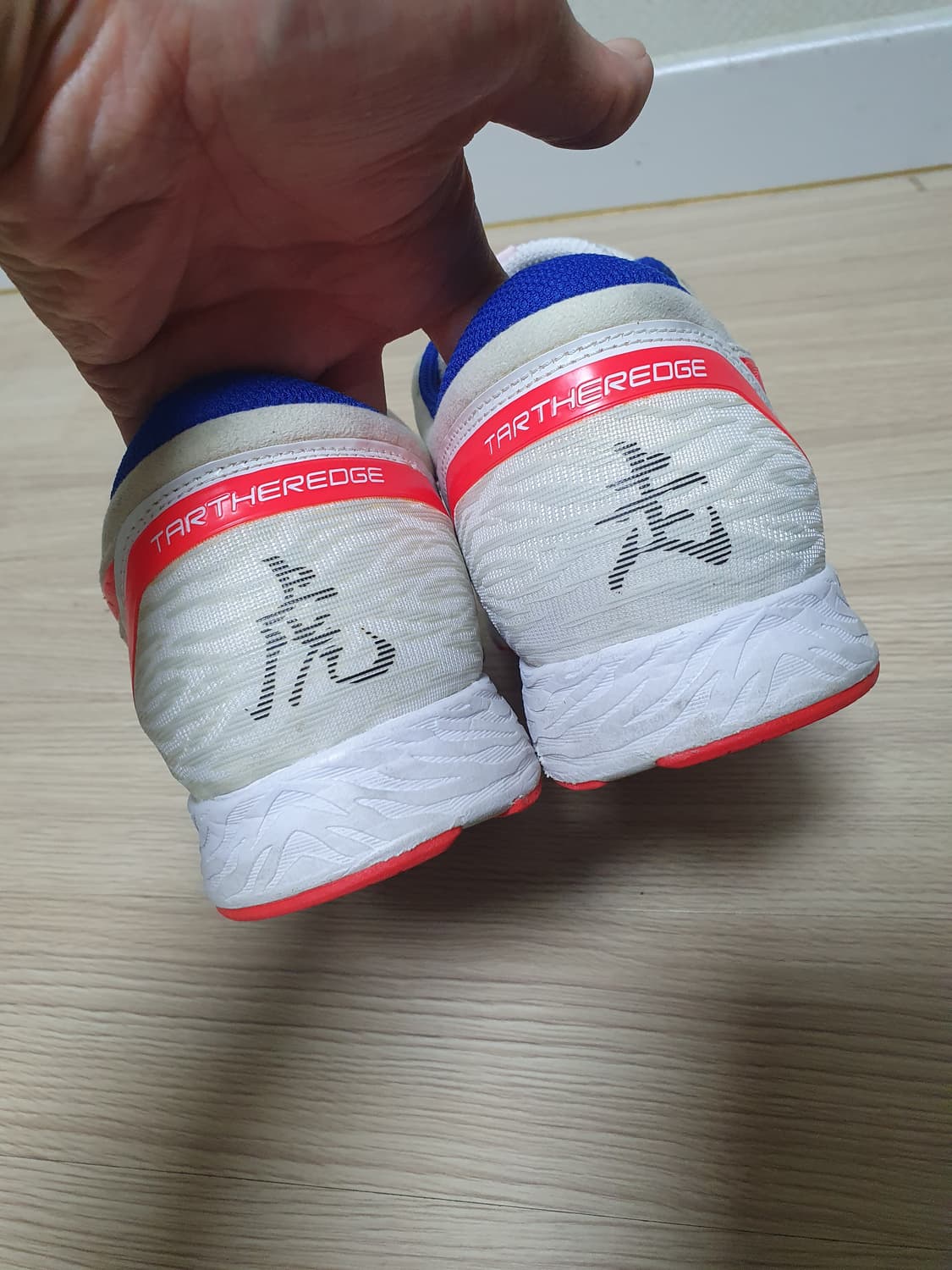 아식스 타사엣지 러닝화 285 상품이미지6