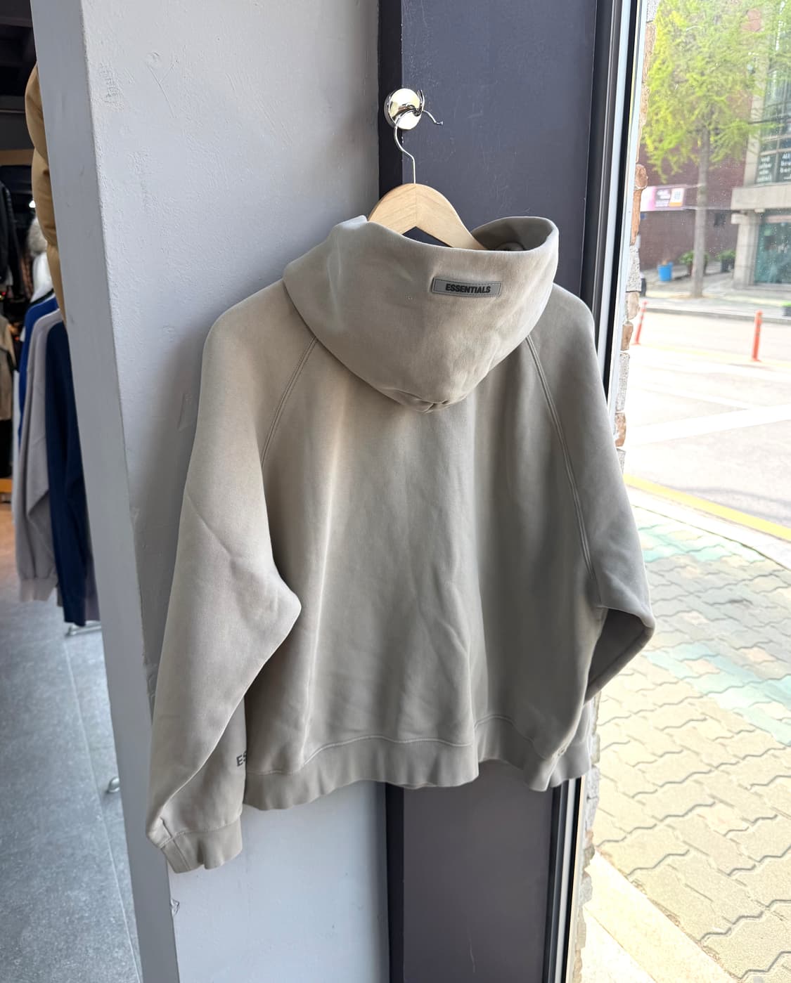 M/ 피어오브갓 에센셜 프론트로고 기모 후드티 상품이미지6