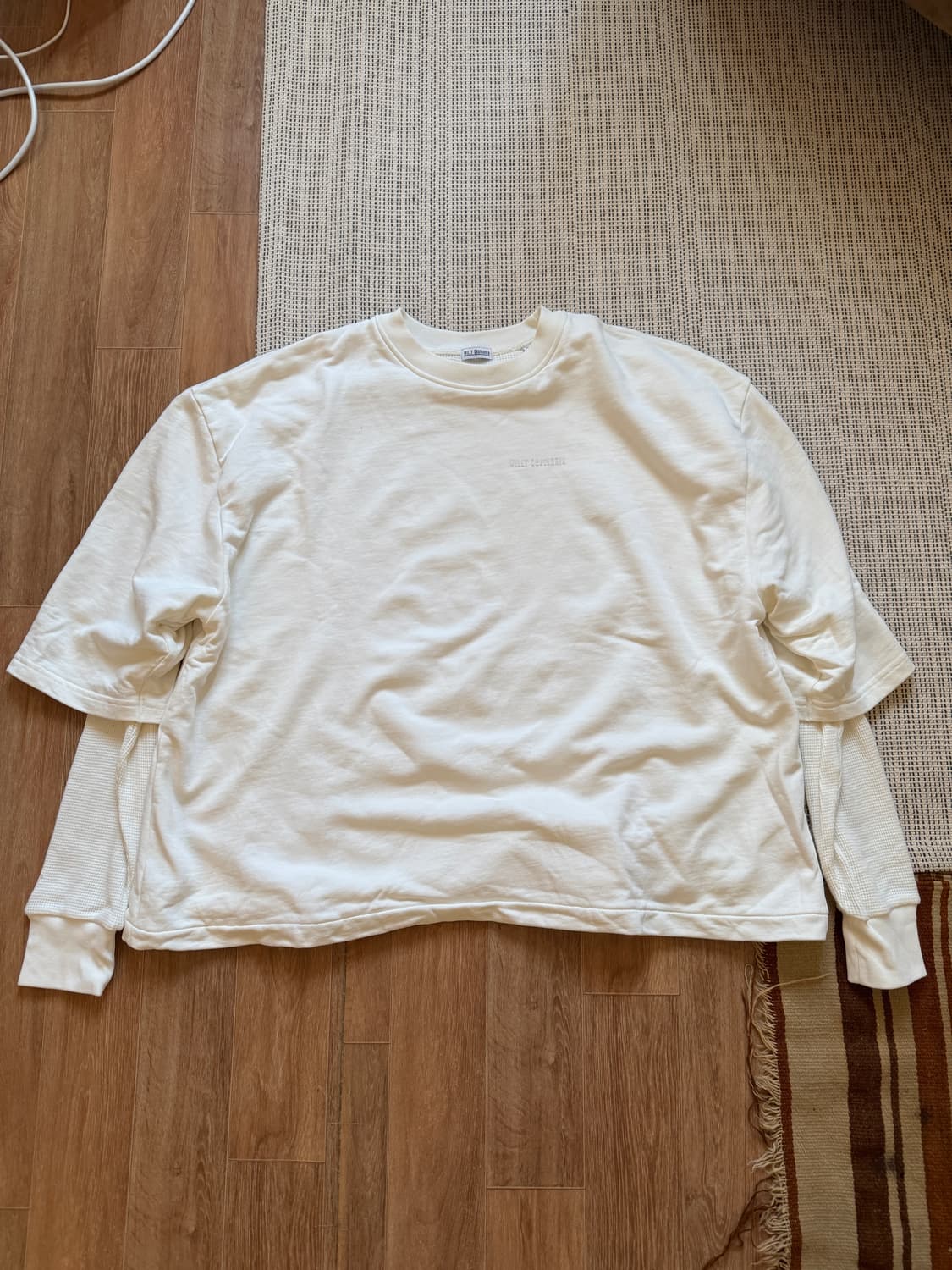 윌리차바리아 써멀 레이어드 버팔로 티셔츠 상품이미지1