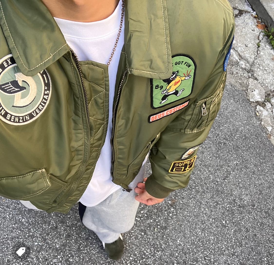 오늘만이가격!!) 데우스 엑스 마키나 오버다이 자켓 올리브 드랩 항공점퍼 상품이미지2