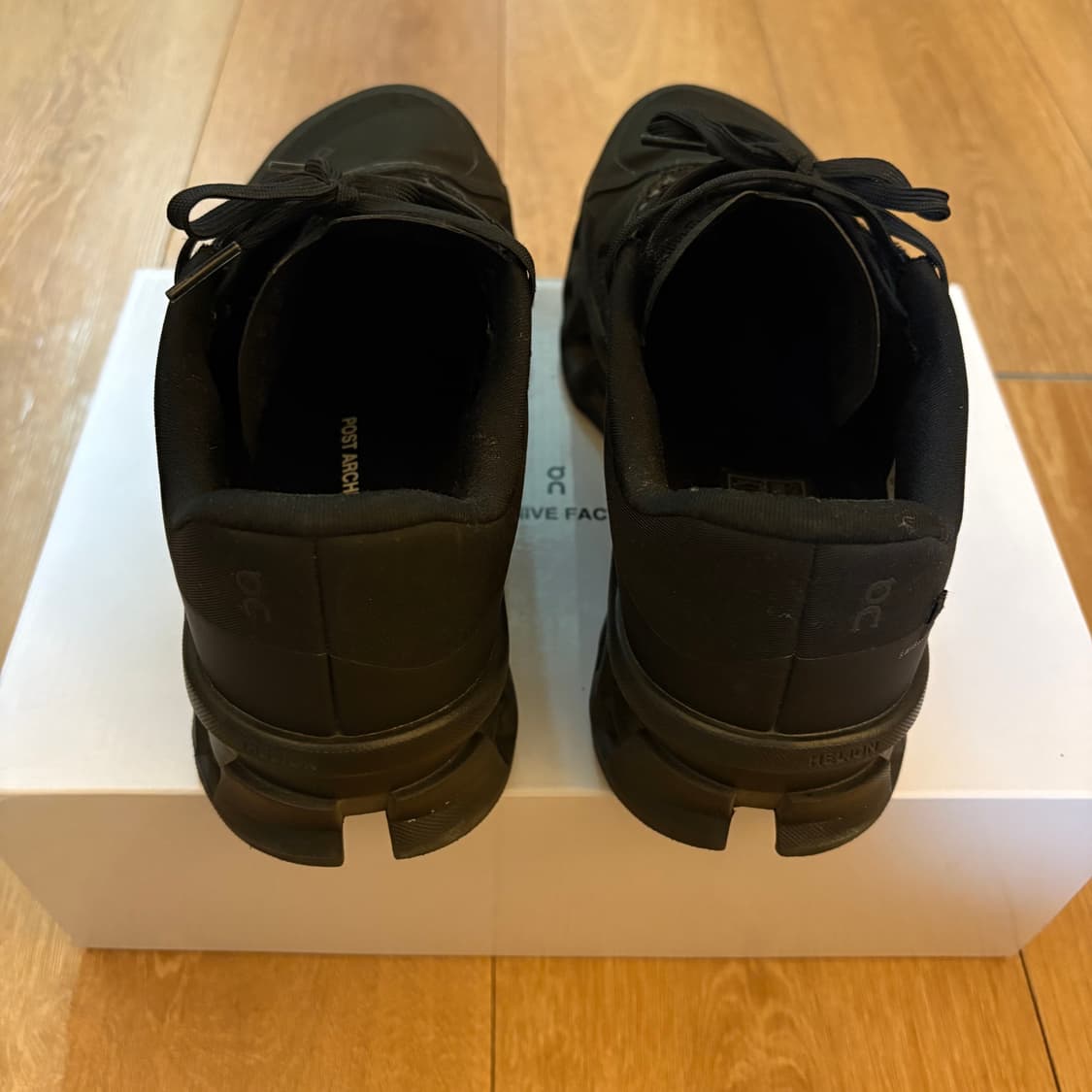 온러닝X파프 클라우드 몬스터 2 (Black) 상품이미지3