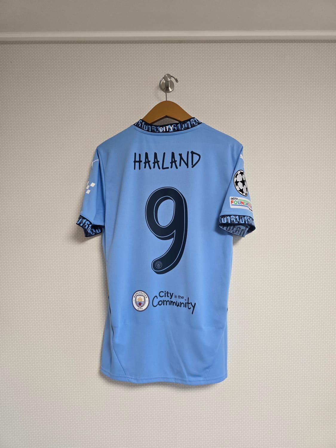 24-25 맨체스터 시티 홈 유니폼 엘링 홀란드 상품이미지1