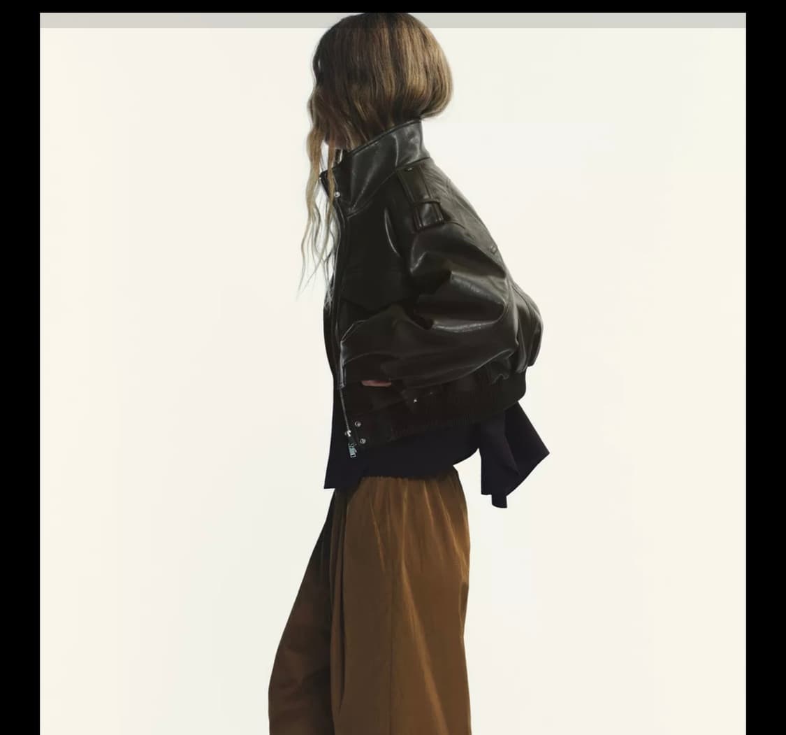 Zara 페이크 레더 쇼트 재킷 새제품 상품이미지4