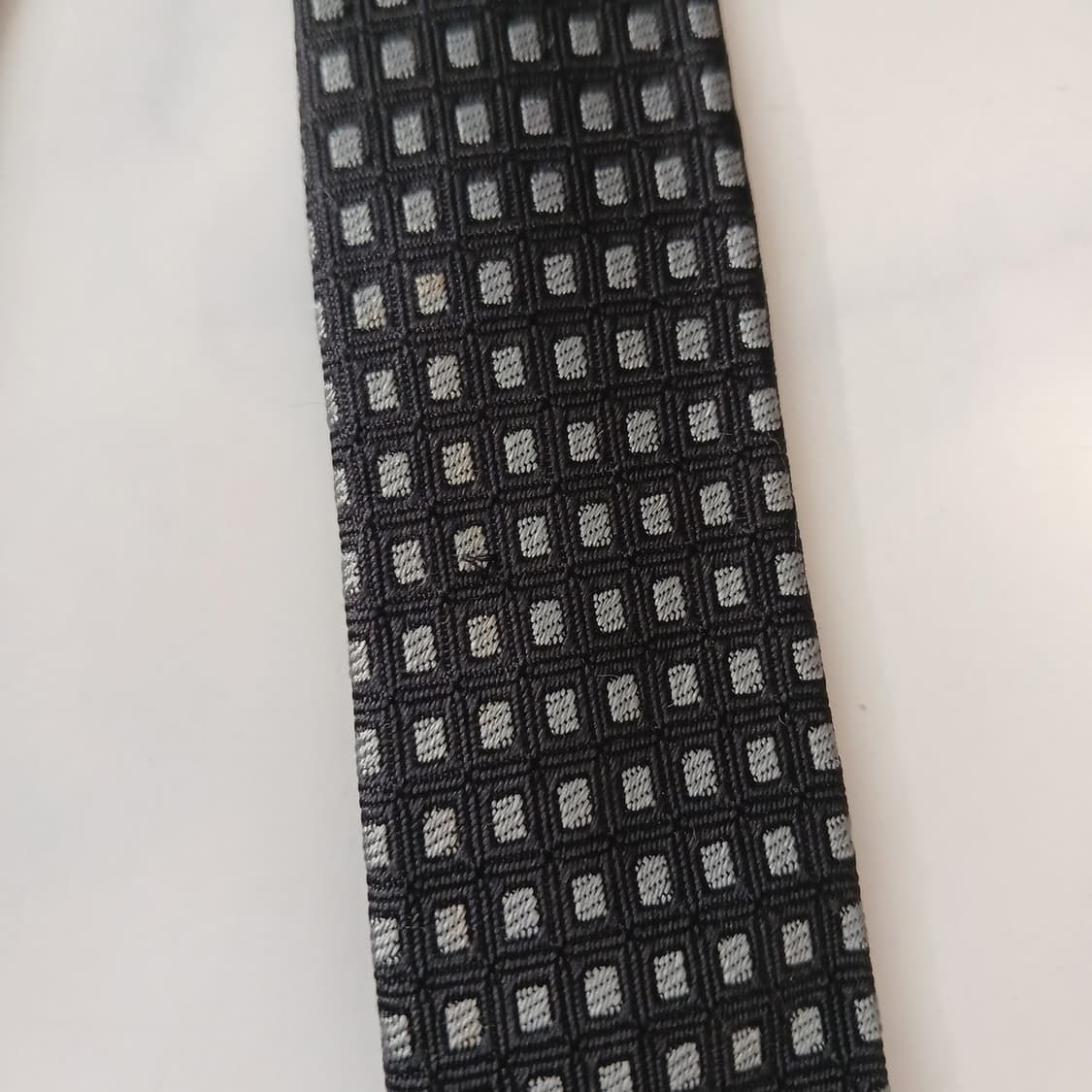 아쿠아스큐텀 실크 블랙 패턴 넥타이 9.7cm A등급 A19278
 상품이미지9