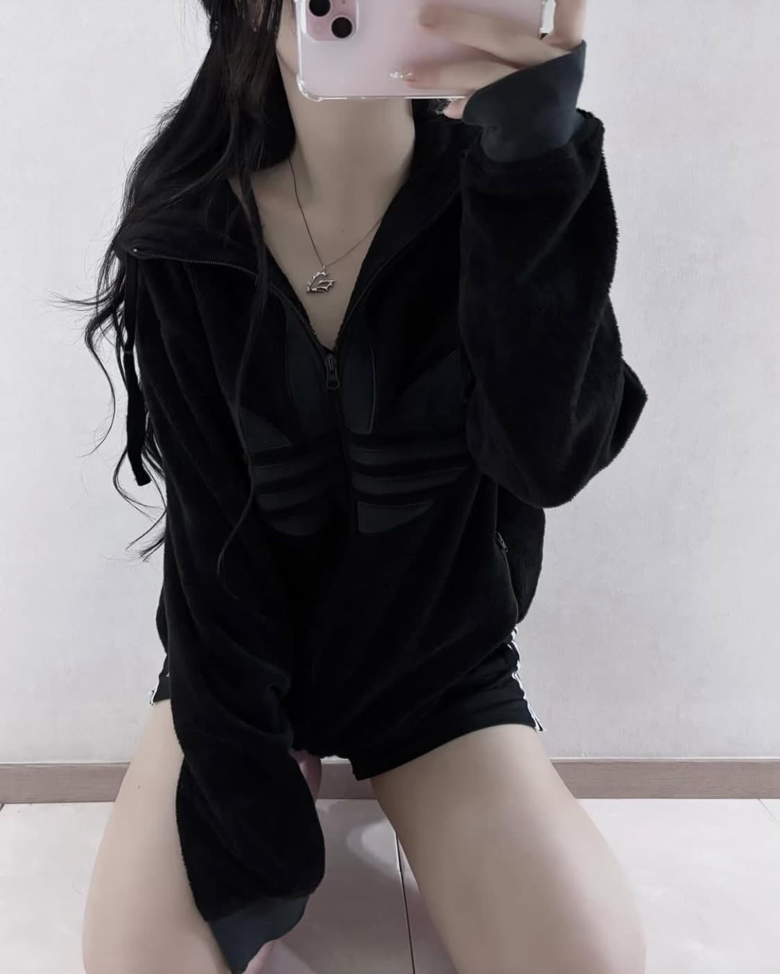 아디다스 빅로고 후리스 상품이미지1