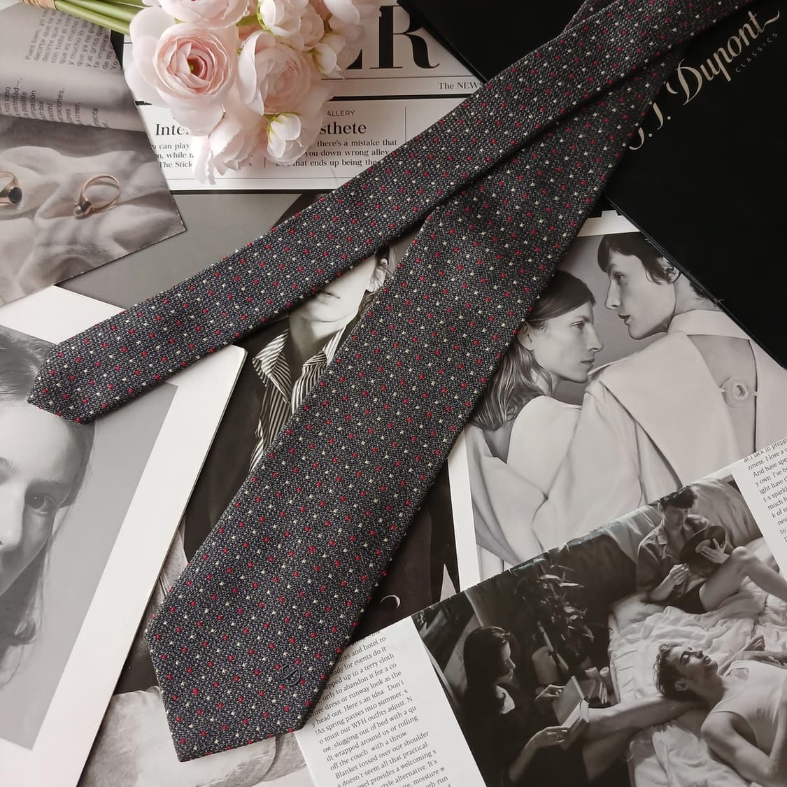 듀퐁 실크 마이크로 패턴 자수 로고 넥타이 8cm A+등급 A19346
 상품이미지4