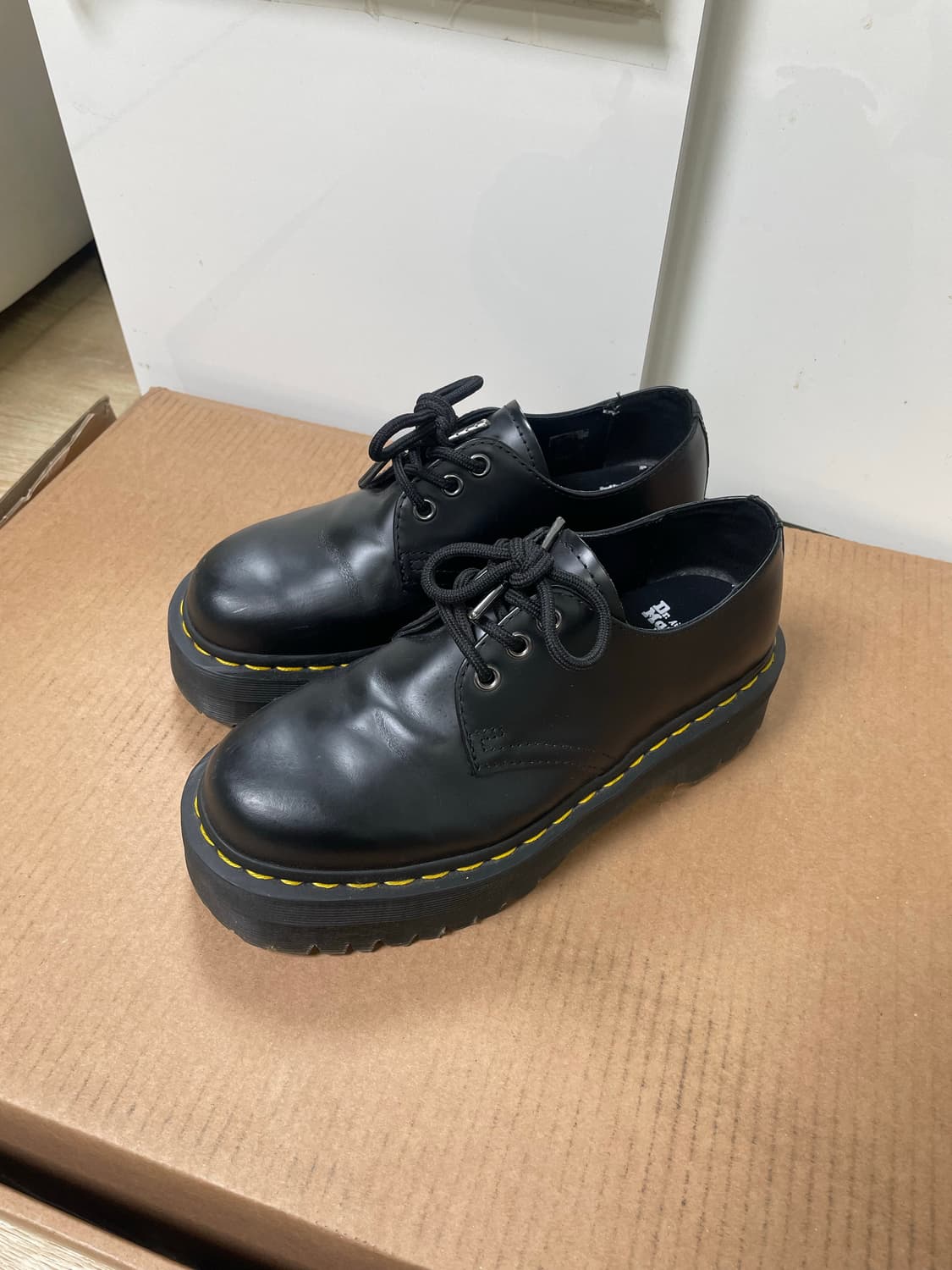 닥터마틴 1461 쿼드 uk5 240-245 상품이미지2