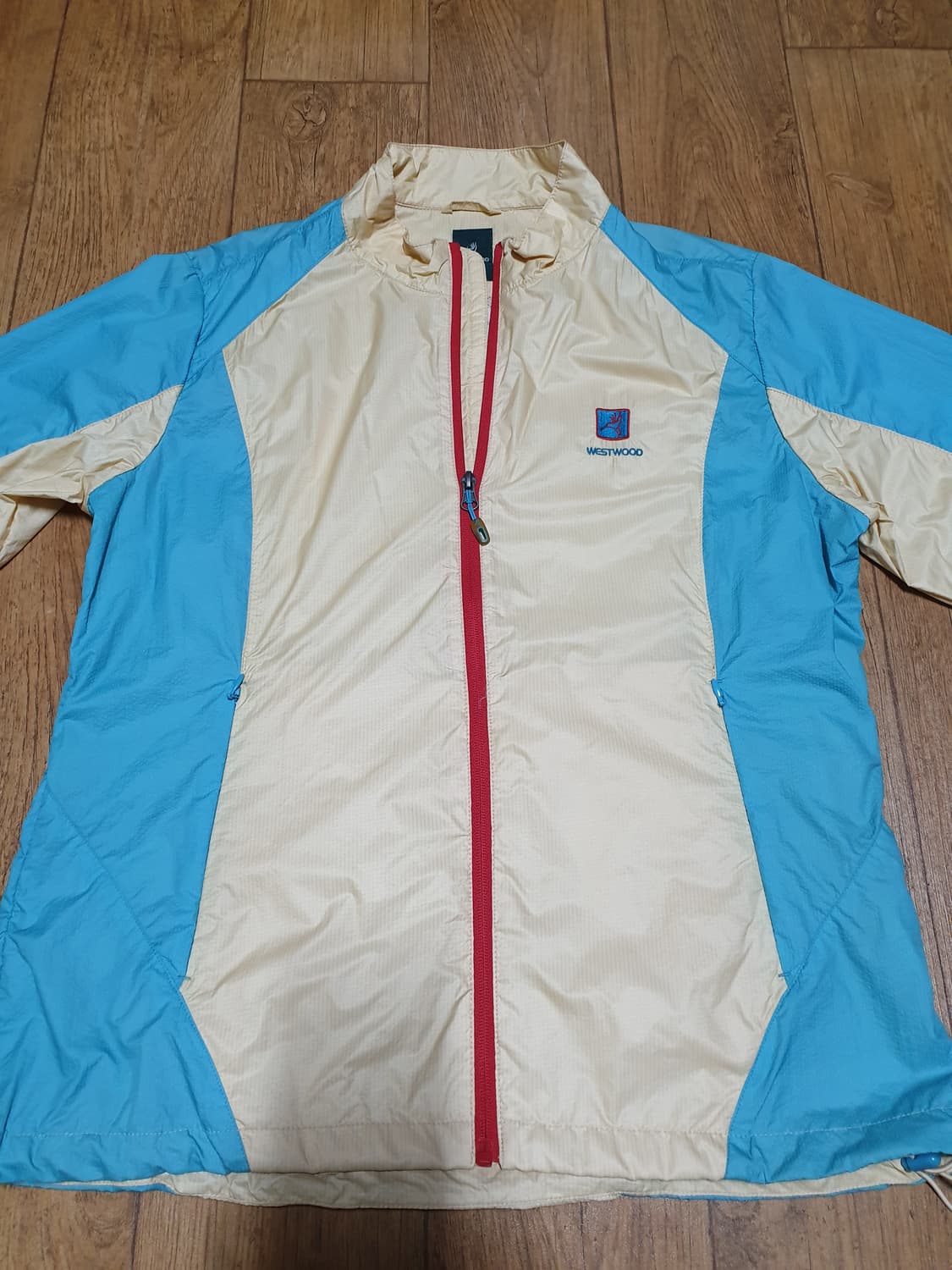 1057 웨스트우드 바람막이 105 사이즈입니다 상품이미지1