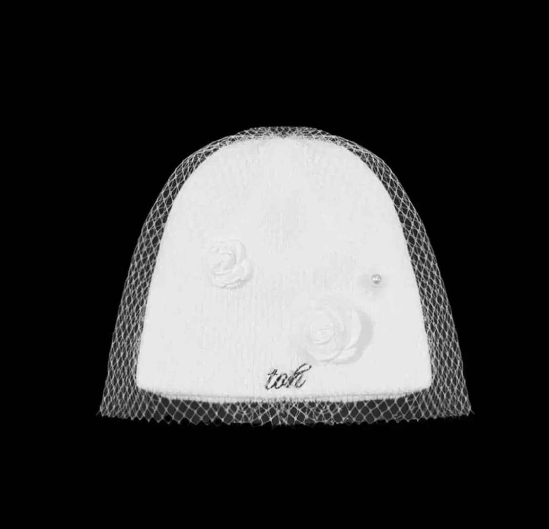 toh 로즈 베일 코사지 비니 미개봉 새상품 판매 상품이미지1