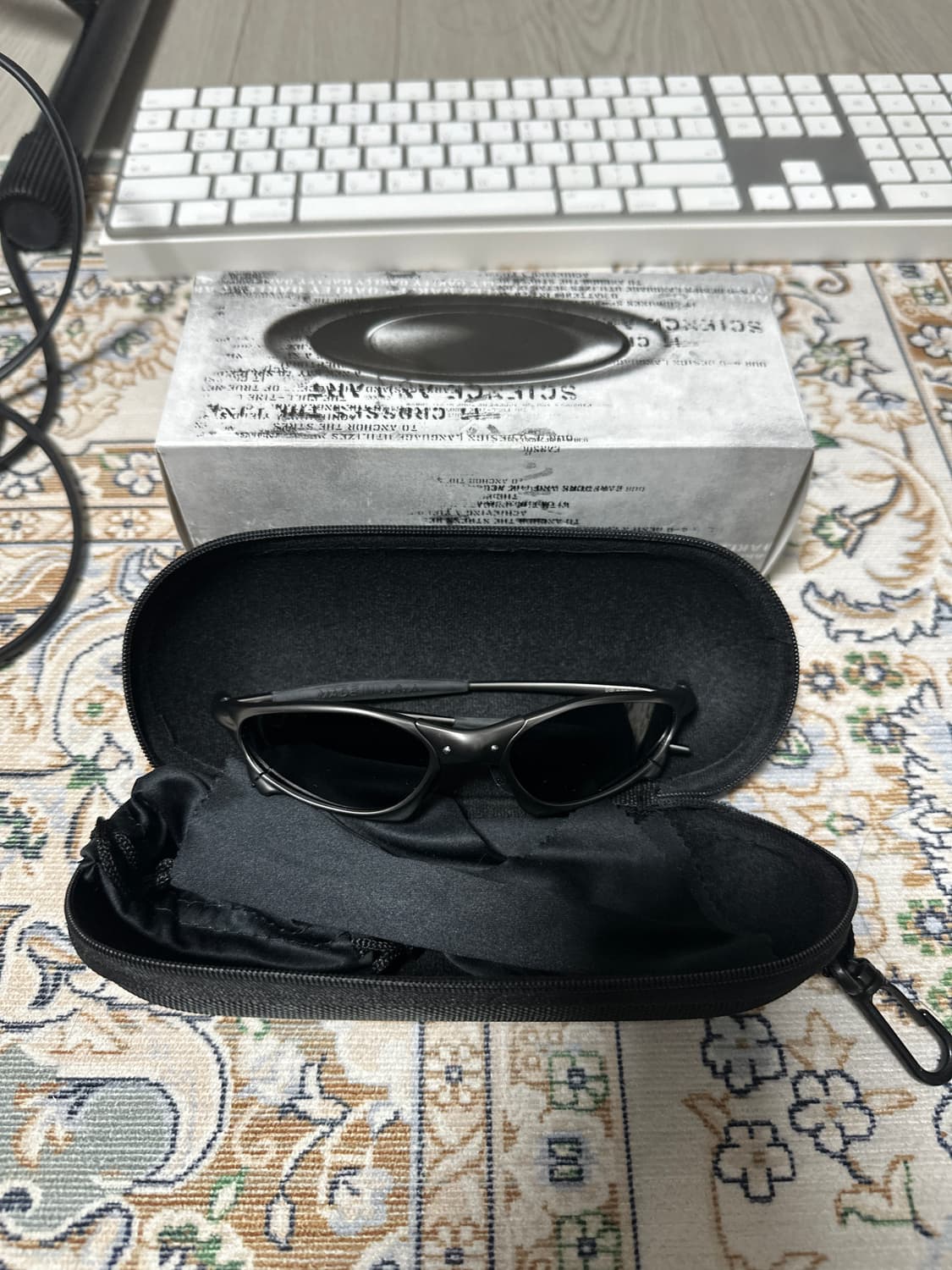 오클리 페니 거의 새상품 상품이미지1