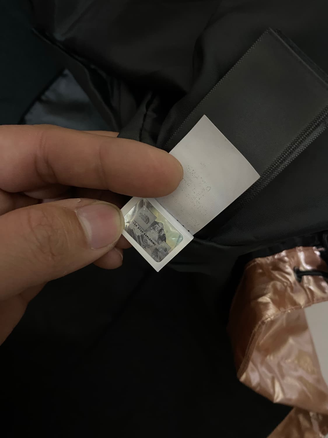 슈프림 노스페이스 메탈릭 로즈골드 자켓 L 상품이미지6