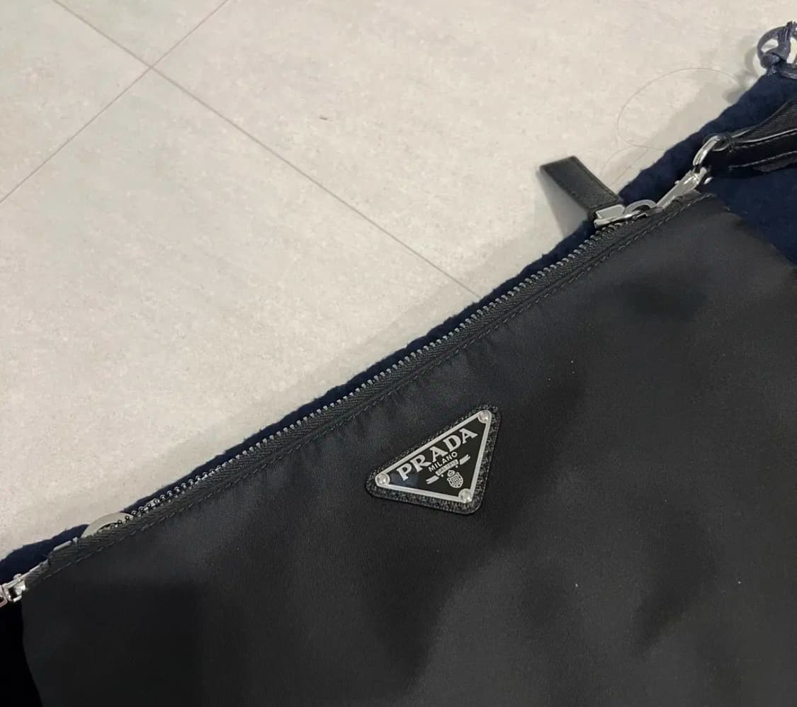 프라다 리나일론 호보백 크로스백 상품이미지4