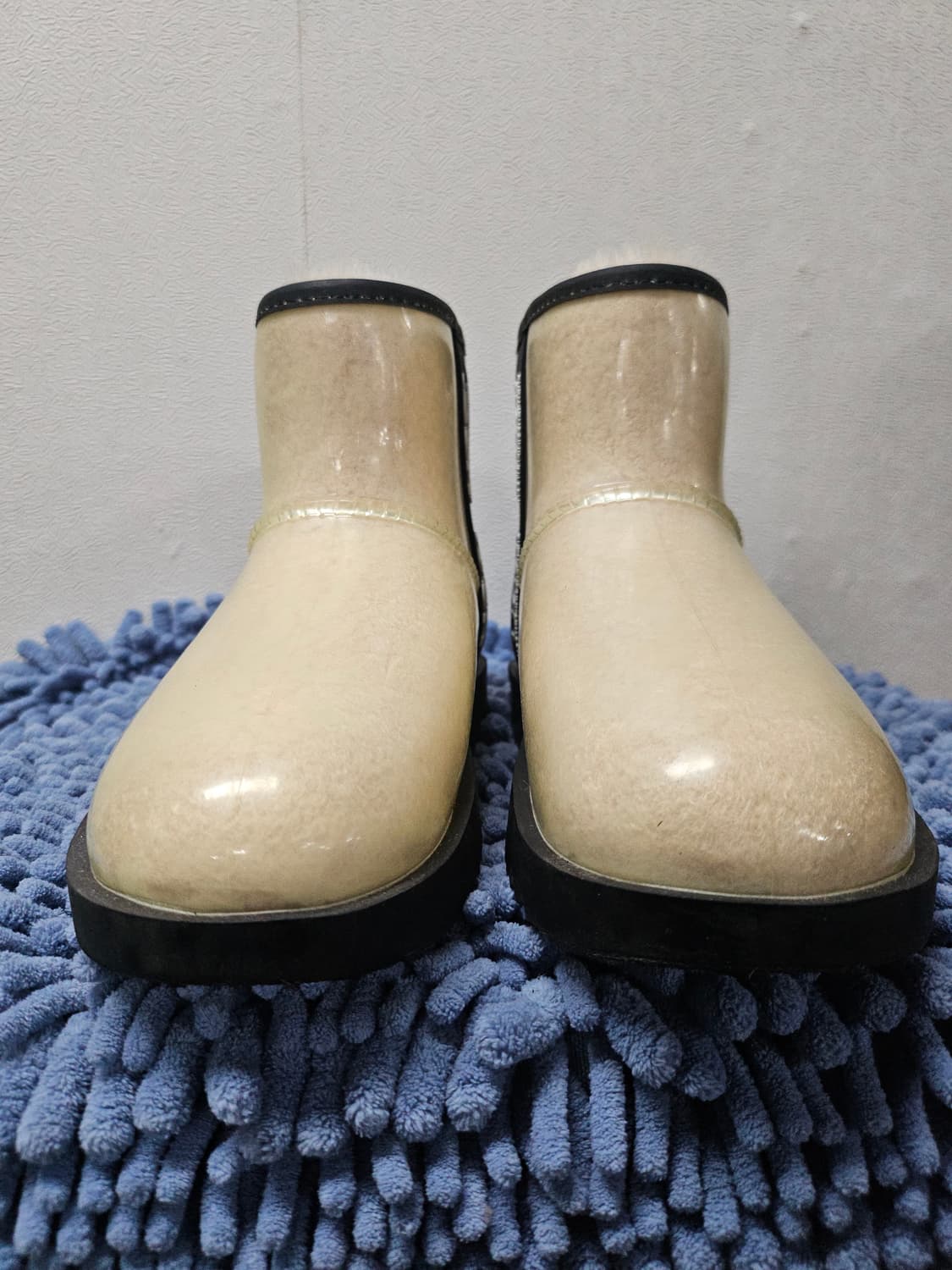 UGG호주어그 클리어 미니 클래식 방수 양털 어그부츠 37 상품이미지2