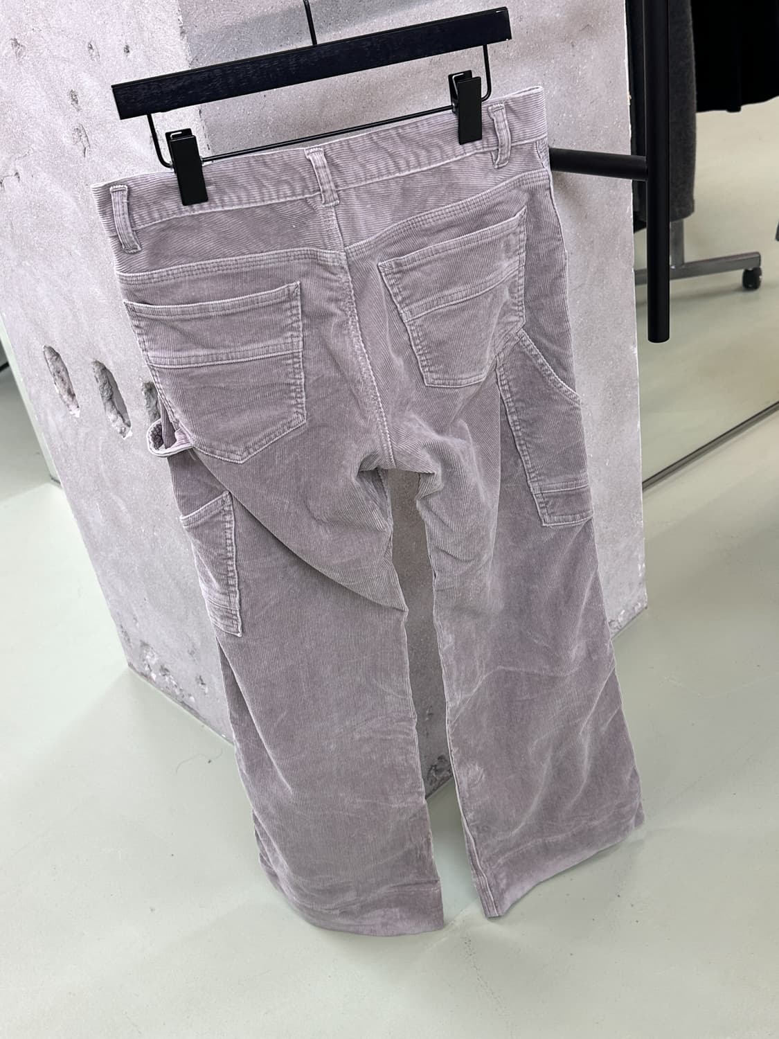 soft warm gray corduroy flare pants 상품이미지7