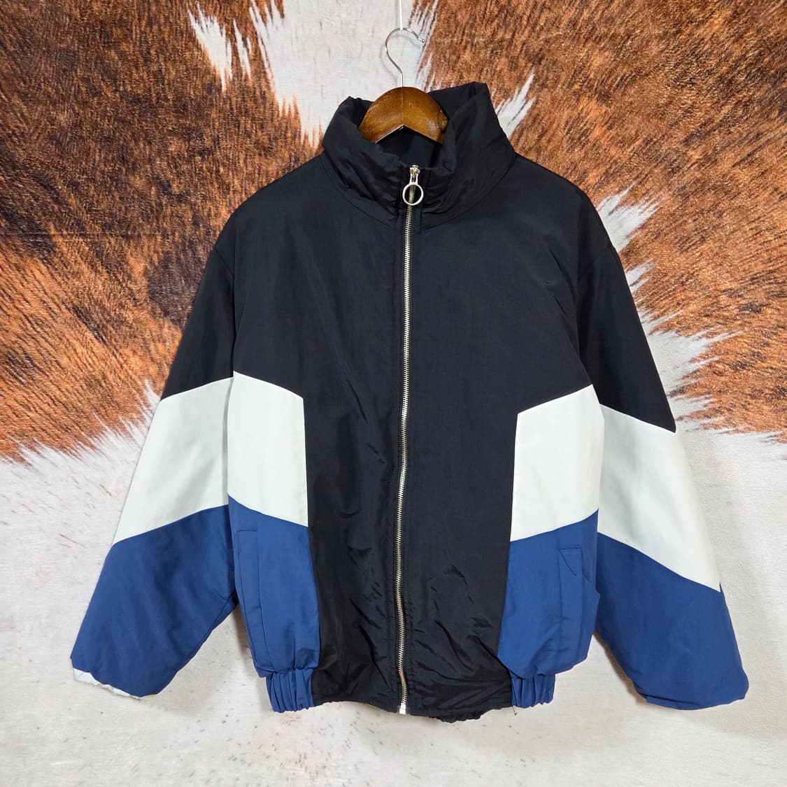 빈티지 블랙 블루 배색 패딩 점퍼 상품이미지1