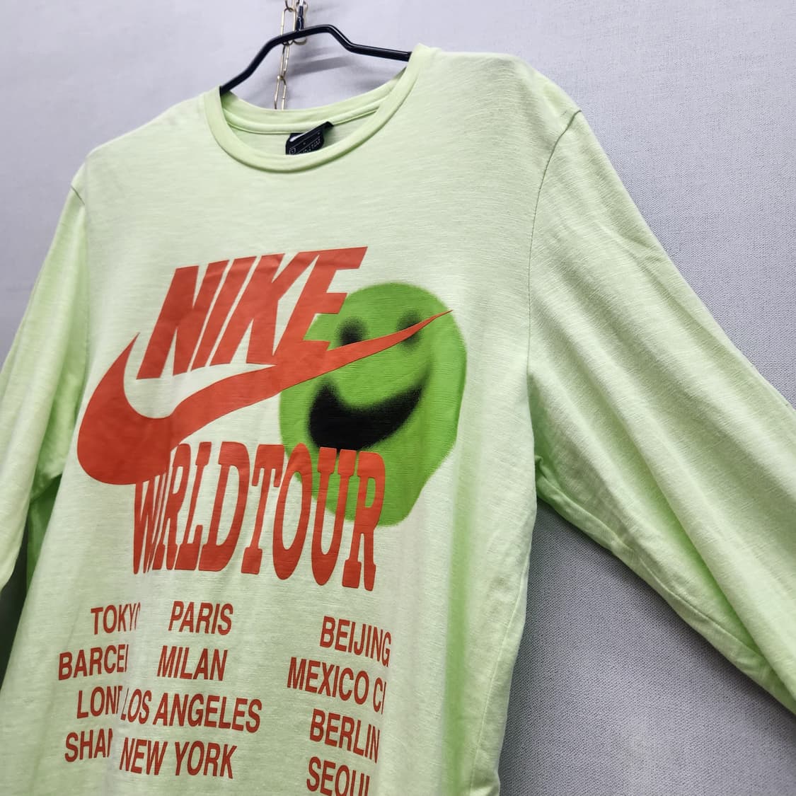 나이키 사이드레터링 월드투어 롱슬리브 L(L~XL) 상품이미지3