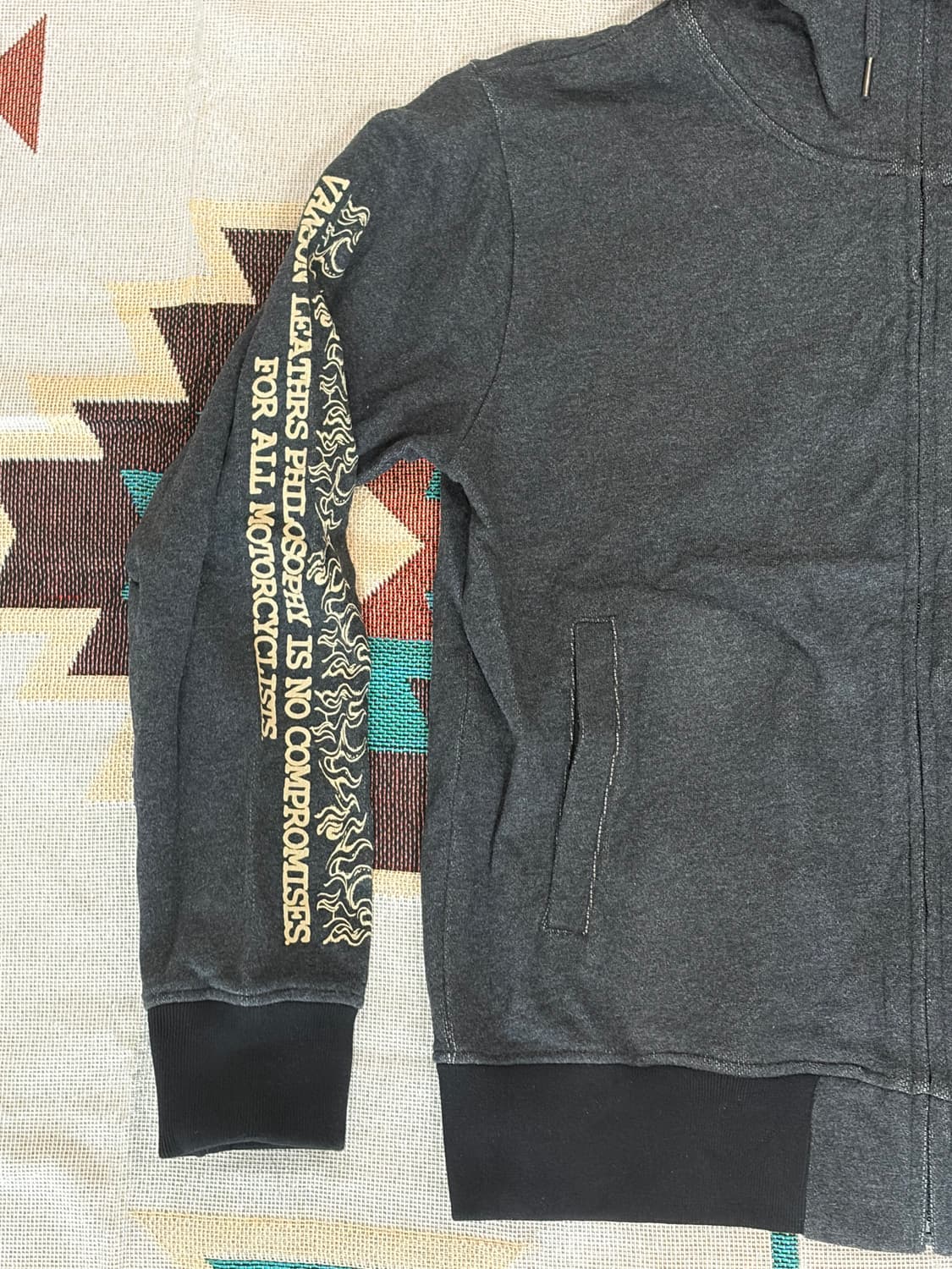 밴슨 레더 자수 로고 모터사이클 후드집업  상품이미지3