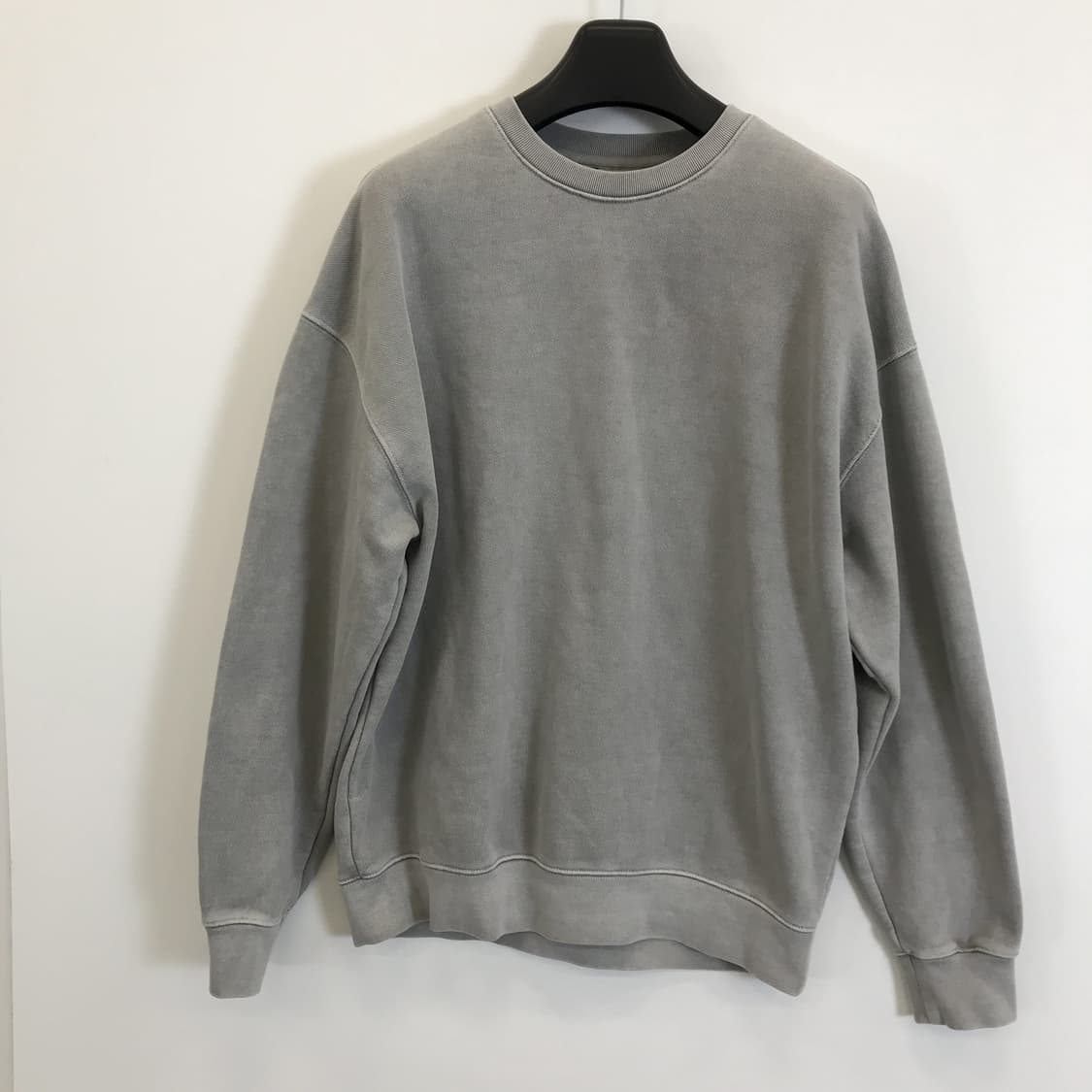 소버먼트 980g 피그먼트 맨투맨 건메탈 [L] 상품이미지1