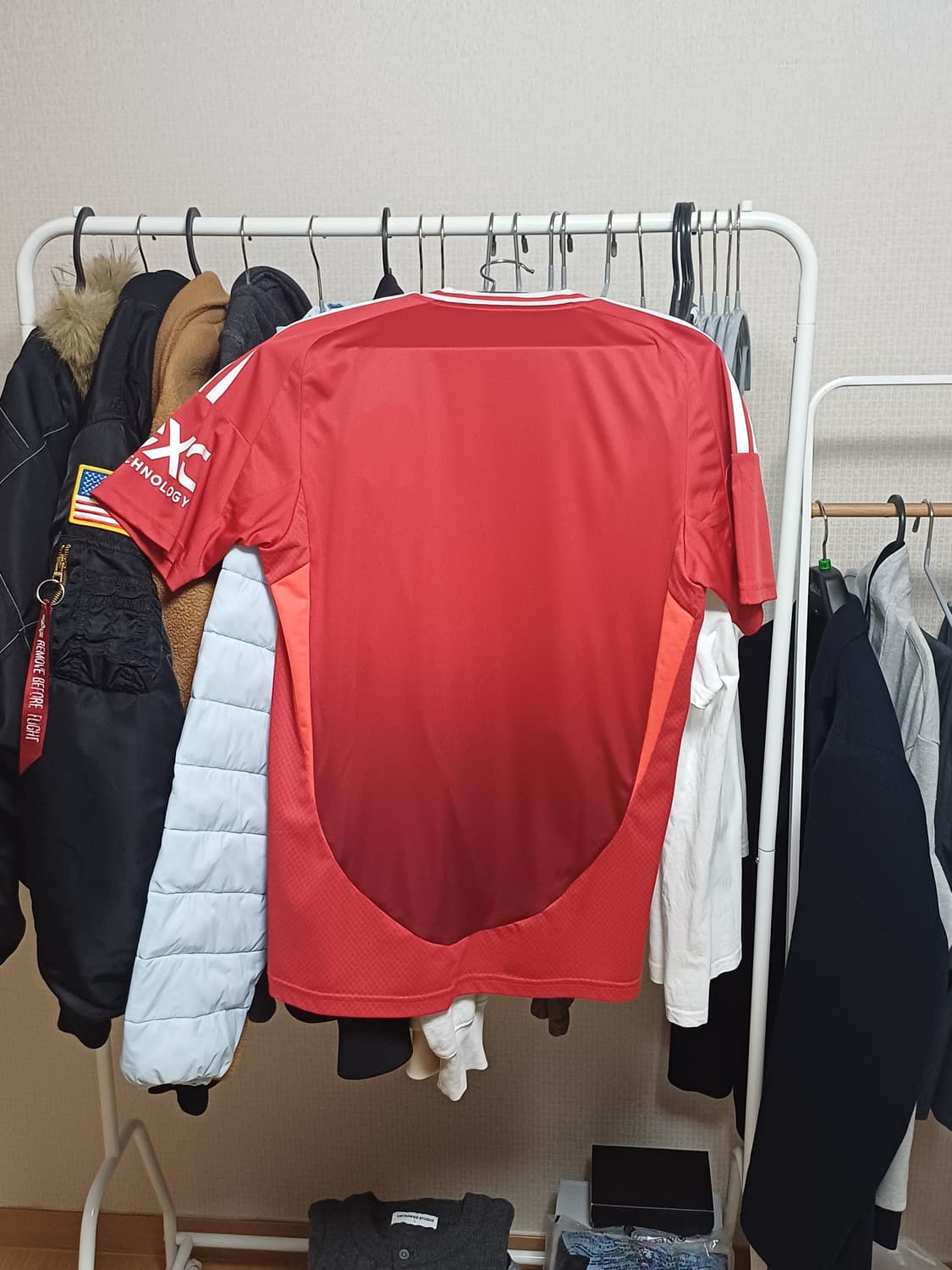 아디다스 맨체스터 유나이티드 2024/25 홈 저지 상품이미지2