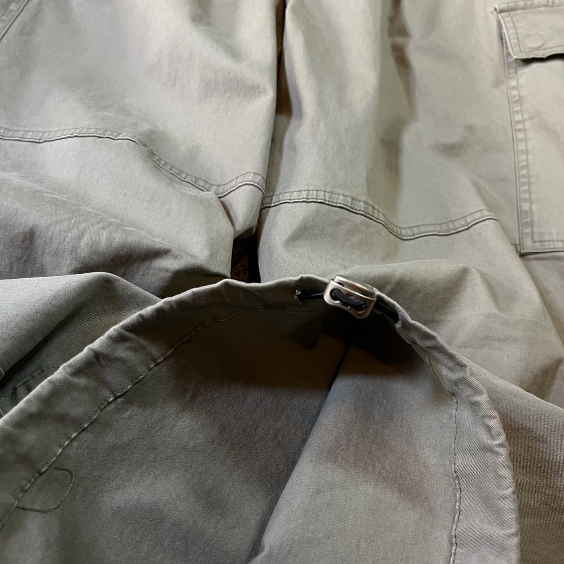 인더스트 핀턱 와이드 카고 팬츠 상품이미지2