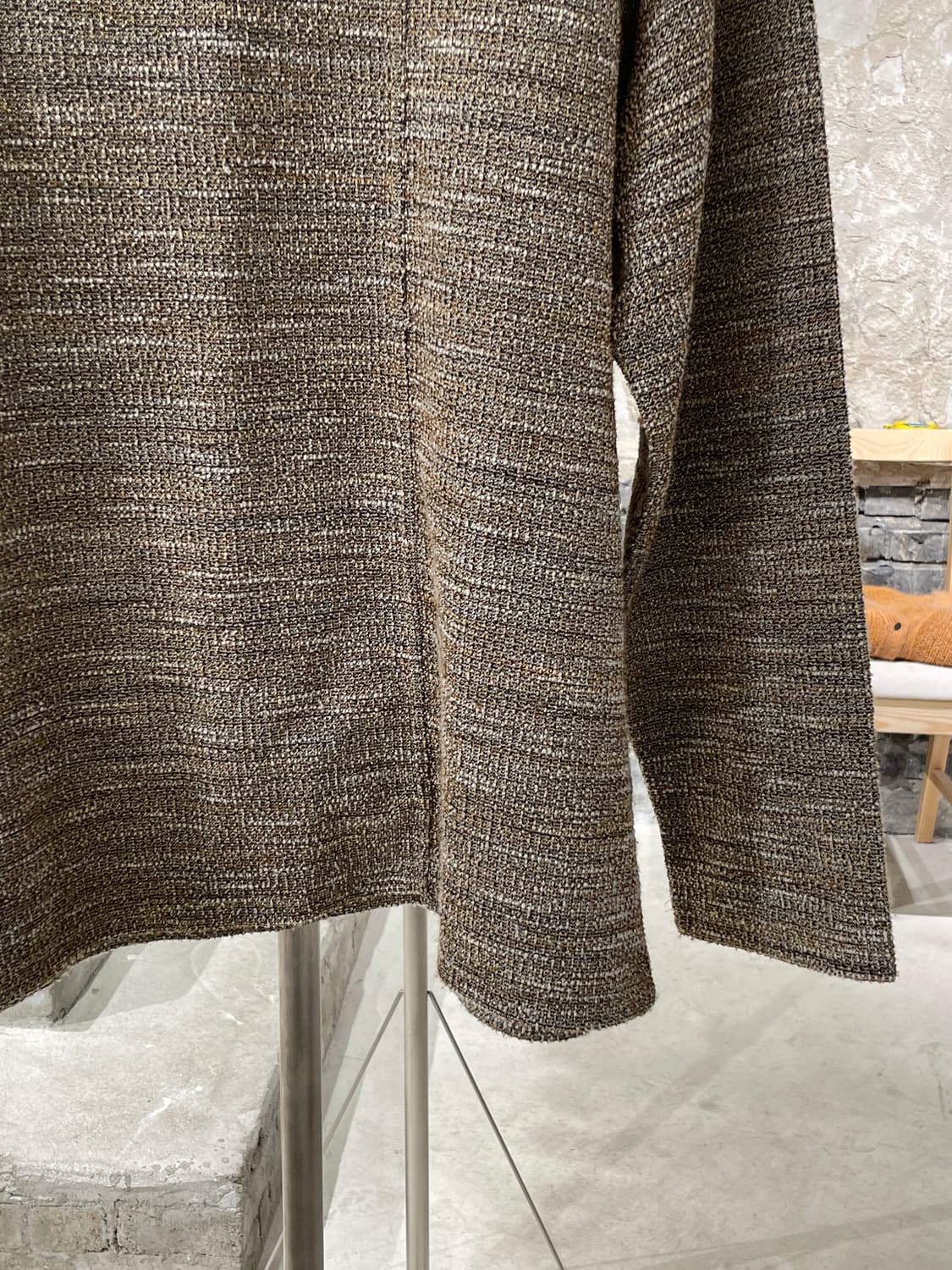 앤더슨벨 베이지 써머 부클 보트넥 풀오버 상품이미지5